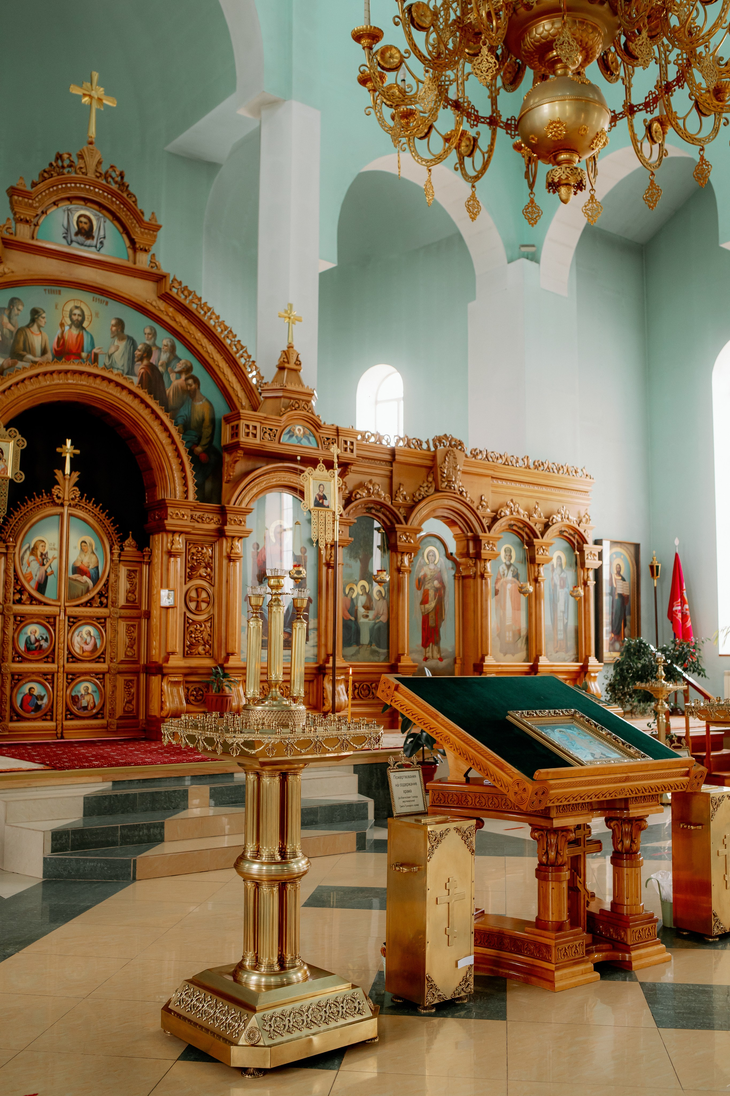 Крещение. Город Гулькевичи. Свято-Троицкий Храм. Свадебный фотограф Кропоткин Краснодар