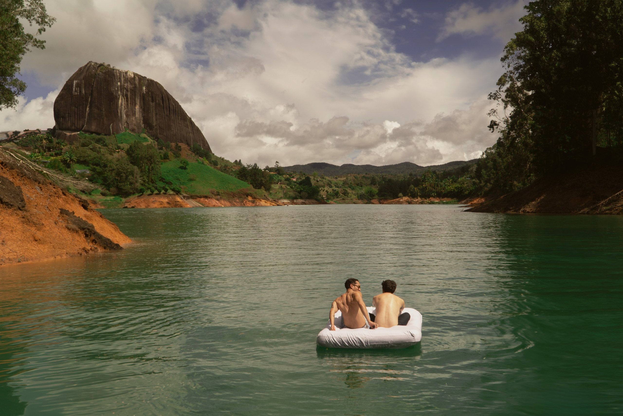 One day in Guatape // Santiago and John. Wedding Photographer in Barcelona and Medellin