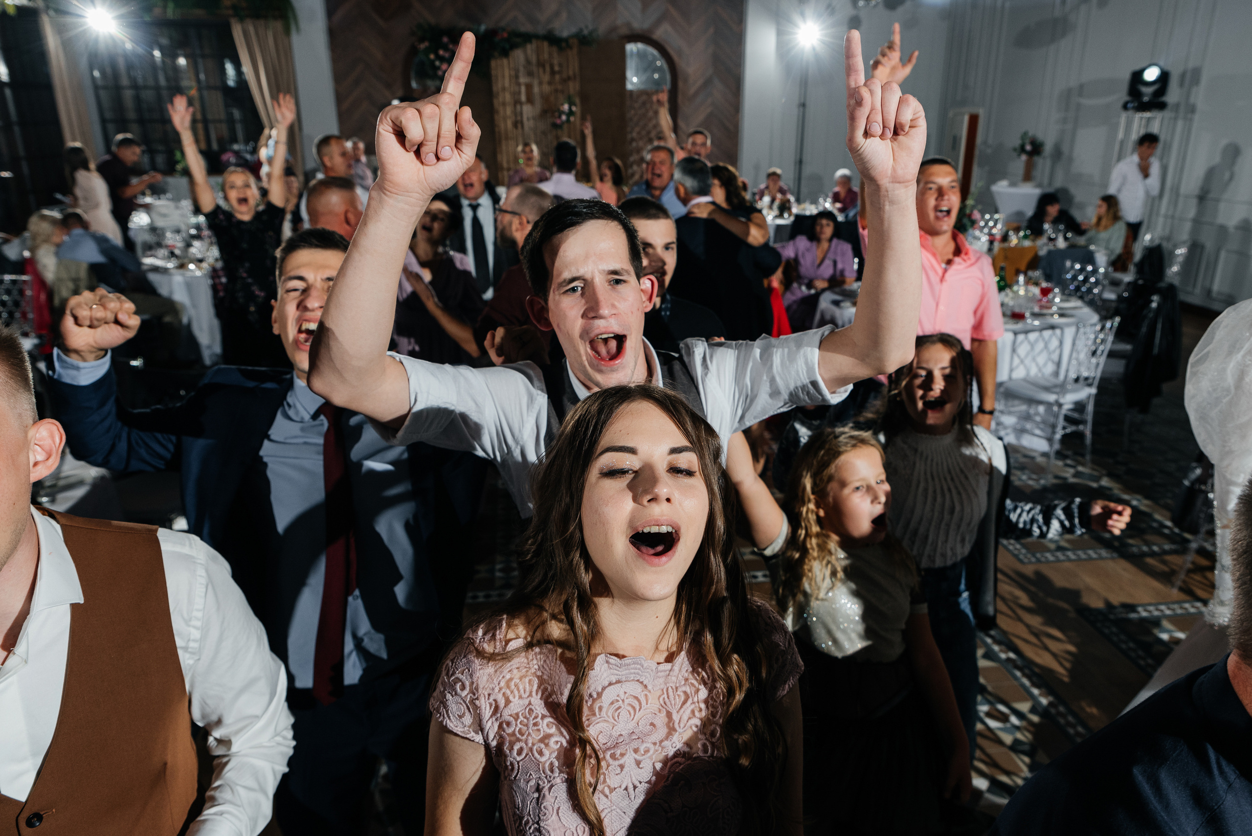 Свадебный фотограф в Новороссийске Александр Абрамян. Свадебный фотограф в Новороссийске Александр Абрамян