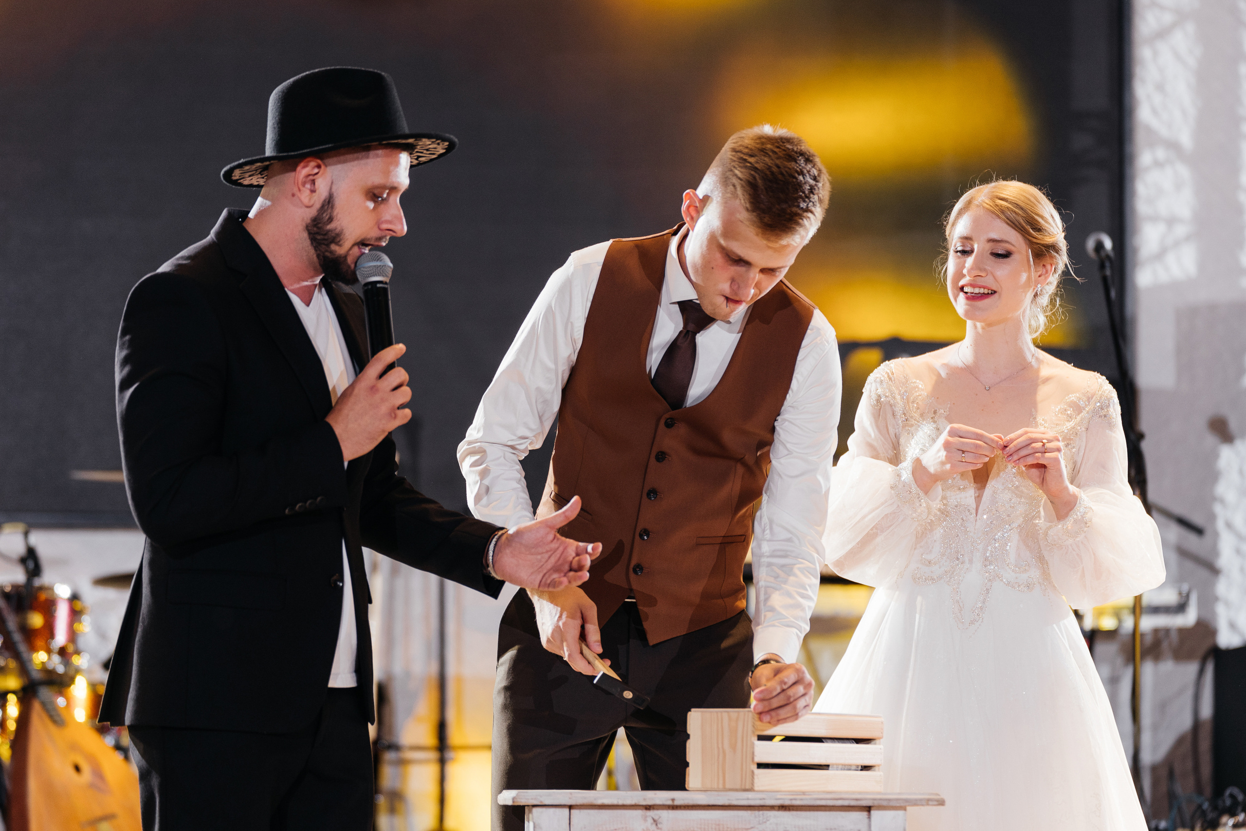 Свадебный фотограф в Новороссийске Александр Абрамян. Свадебный фотограф в Новороссийске Александр Абрамян