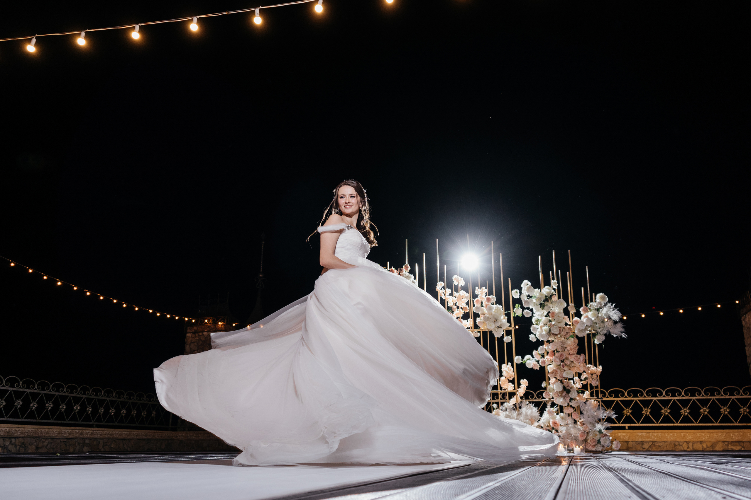 Свадебная съемка В Абрау Дюрсо «Крылья». Свадебный фотограф в Новороссийске Александр Абрамян