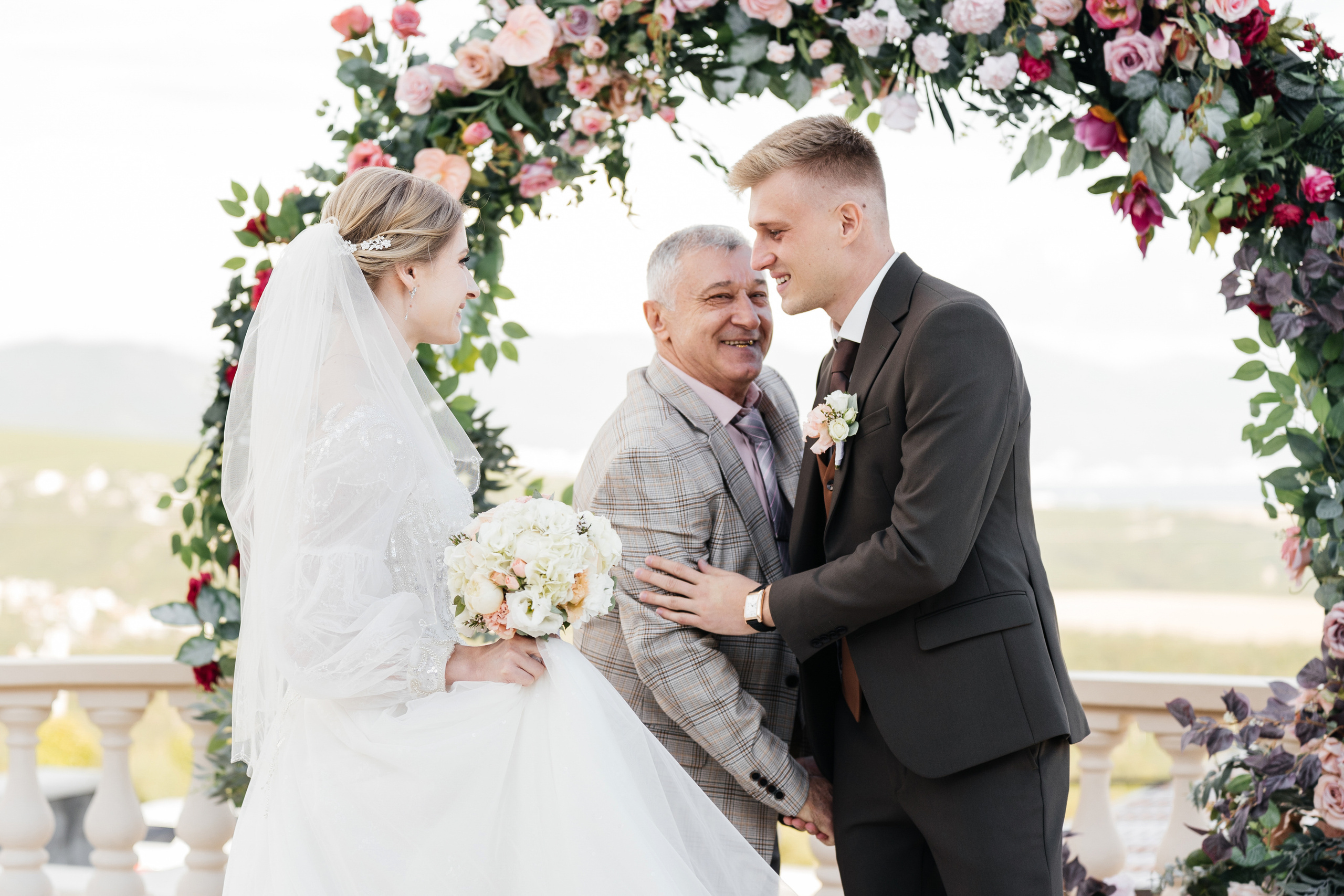 Свадебный фотограф в Новороссийске Александр Абрамян. Свадебный фотограф в Новороссийске Александр Абрамян