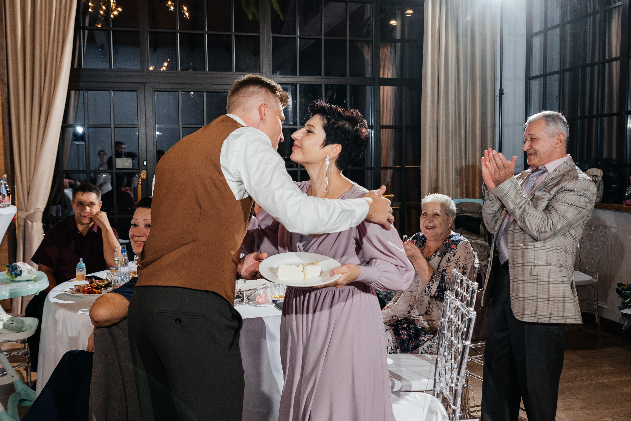 Свадебный фотограф в Новороссийске Александр Абрамян. Свадебный фотограф в Новороссийске Александр Абрамян