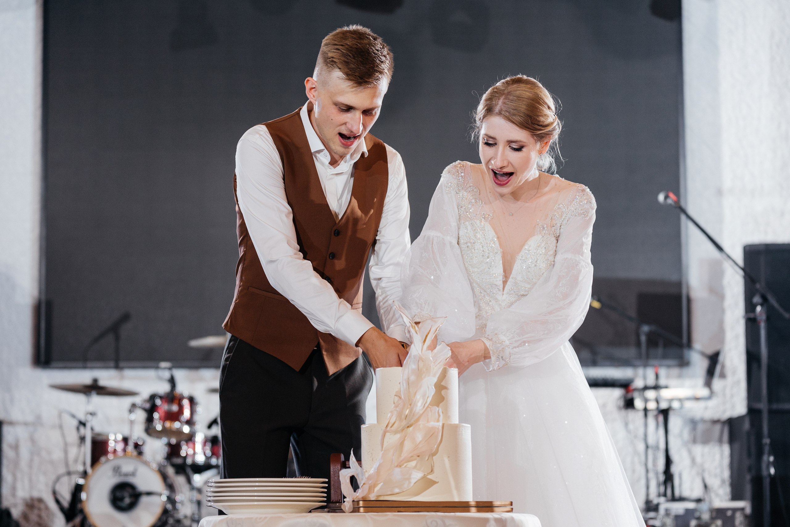 Свадебный фотограф в Новороссийске Александр Абрамян. Свадебный фотограф в Новороссийске Александр Абрамян