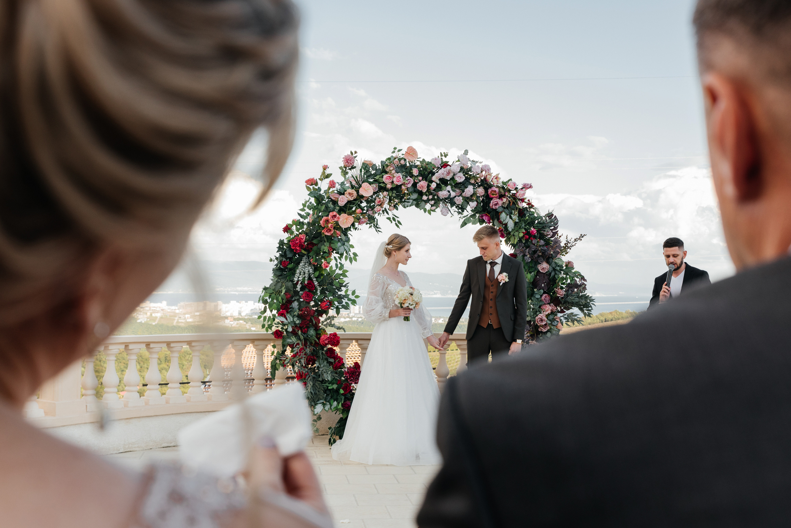 Свадебный фотограф в Новороссийске Александр Абрамян. Свадебный фотограф в Новороссийске Александр Абрамян