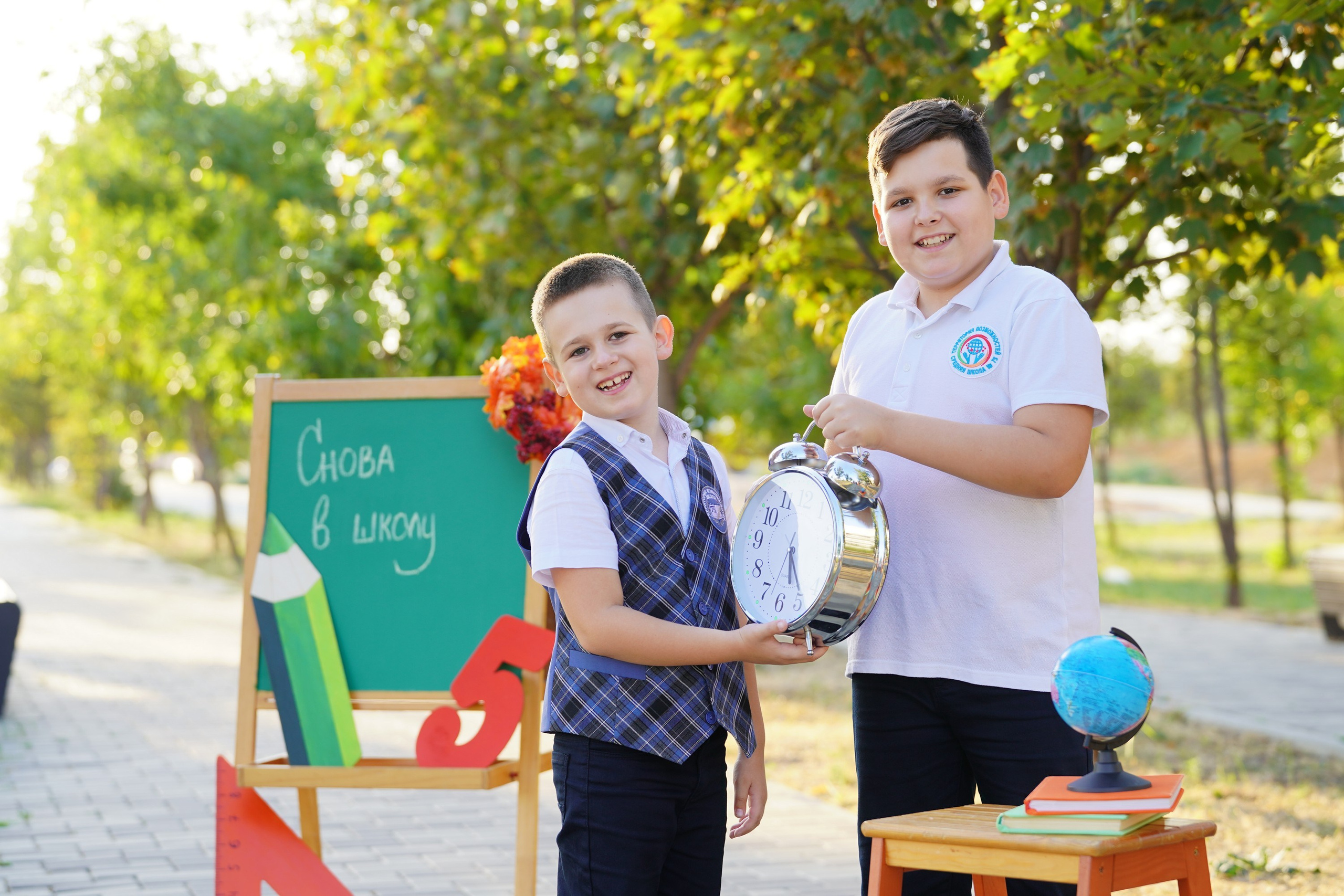 Фотосессия на природе. MEMENTO.Выпускные альбомы, школьные, юбилейные и другие книги. Ростов-на-Дону