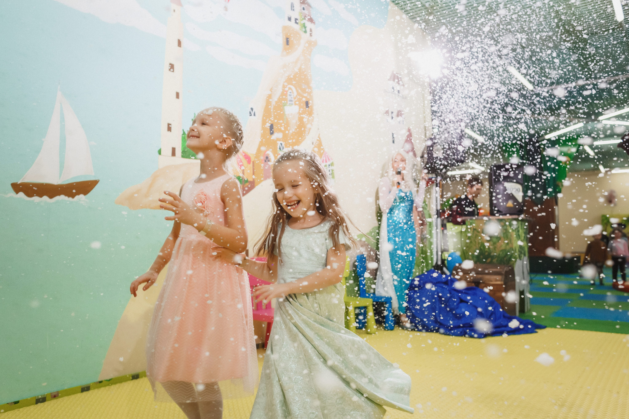 Уникальные фотографии дня рождения Анжелики в Тортуге Таганрога. Свадебный и семейный фотограф в Таганроге Бакарюк Антон