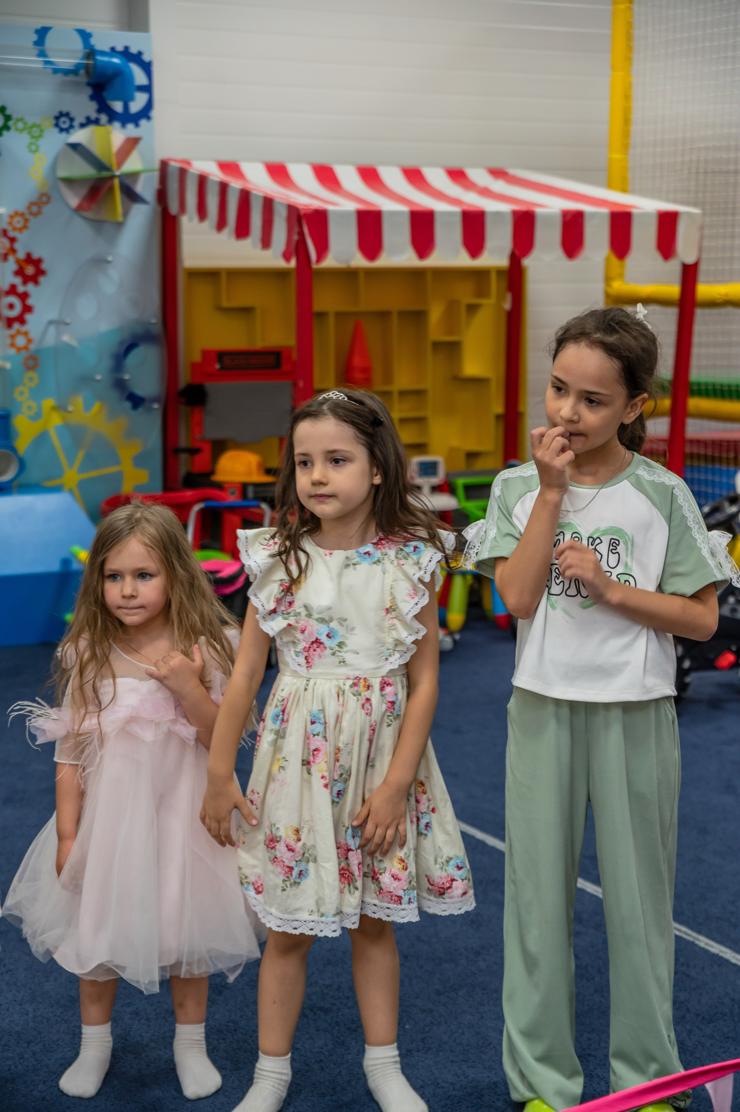 Игротека Ниндзя Кидс. Я Ольга Казанцева, фотографирую снимаю ваши киноистории и печатаю фото и цифровые портреты на холсте