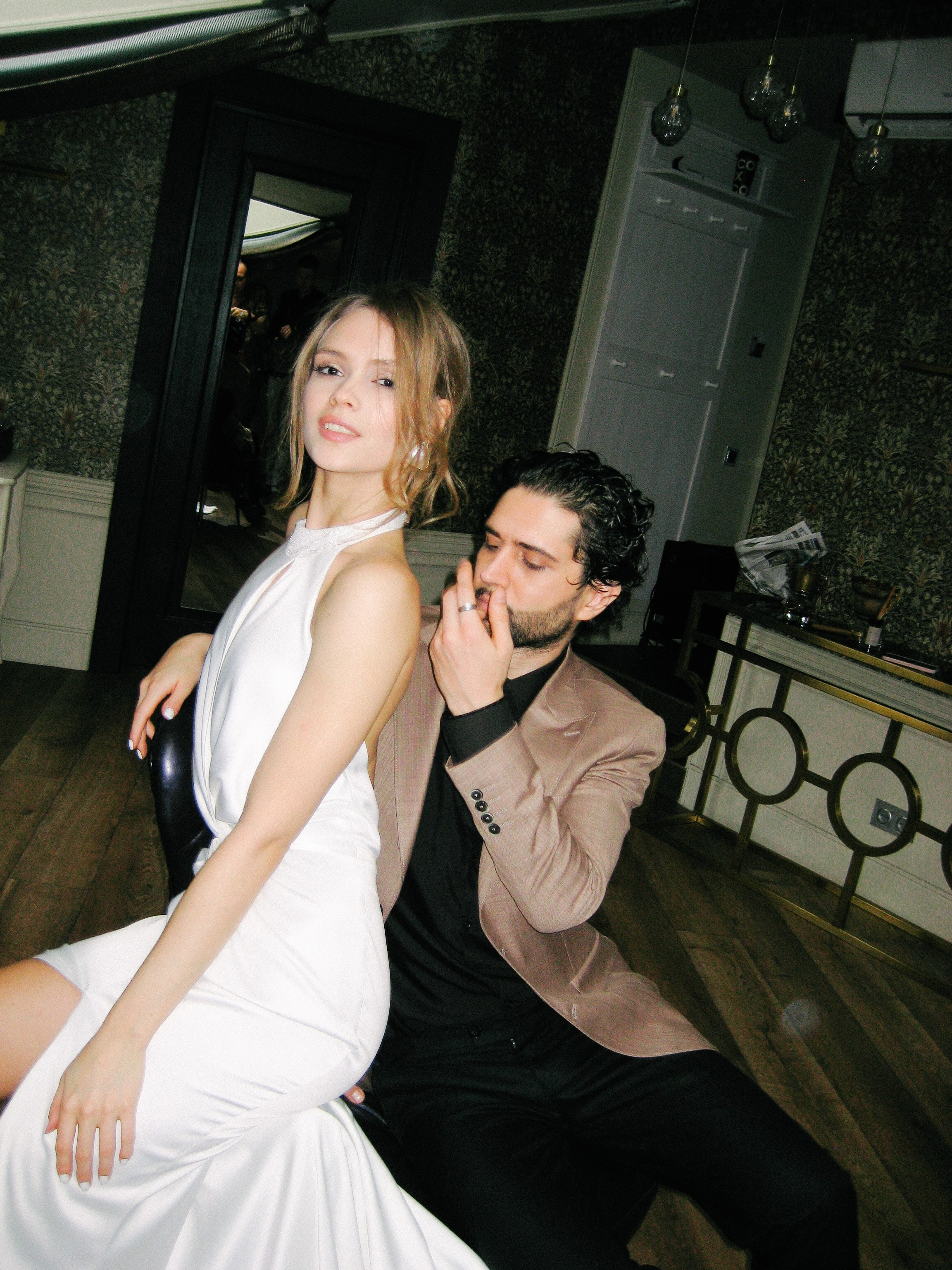 Свадебная фотосессия в бутик отеле Арбат 6, свадебный фотограф в Москве