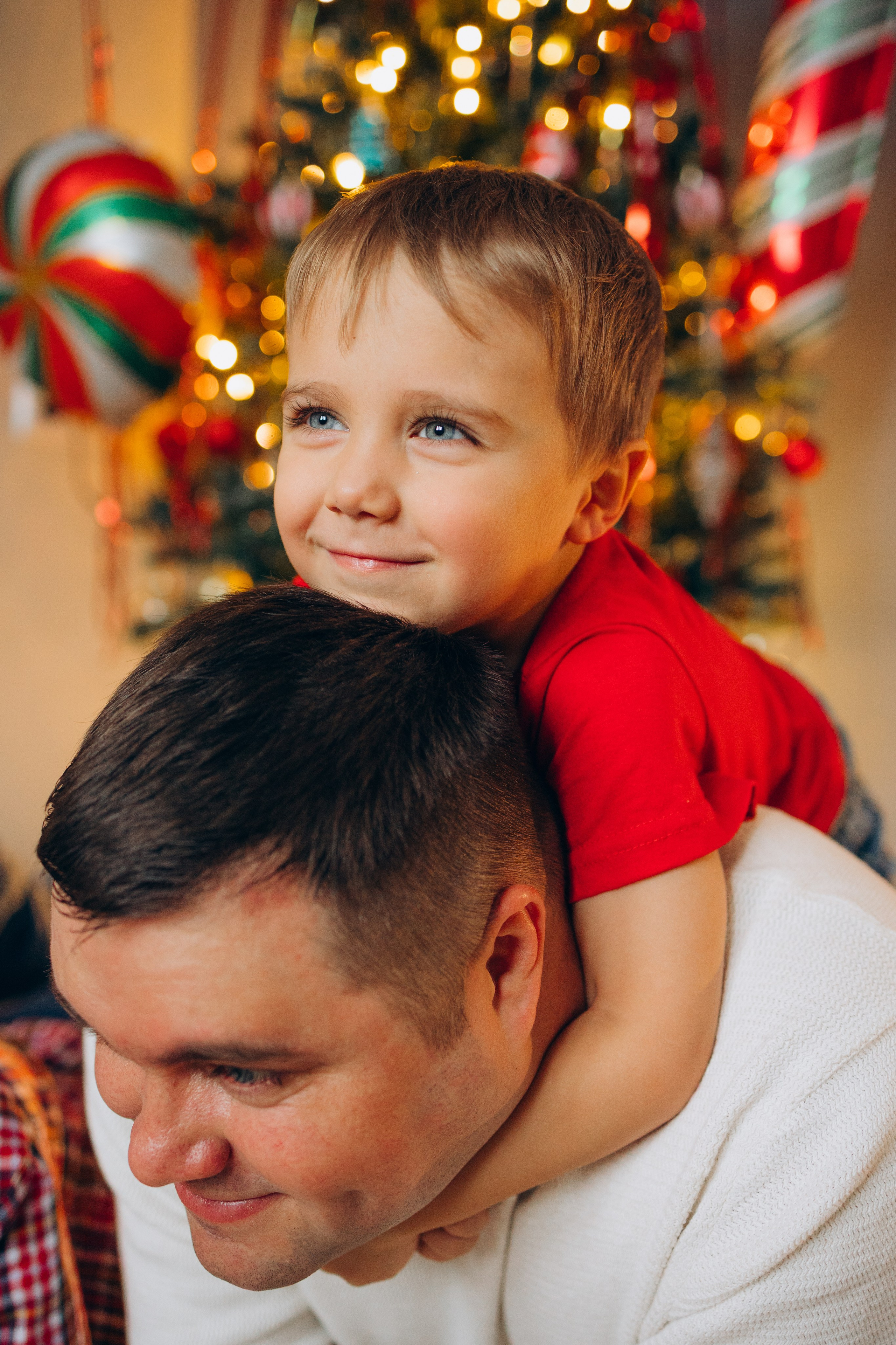 Семья — это тепло объятий и свет улыбок!. Фотограф Москва Светлана Кирюшина