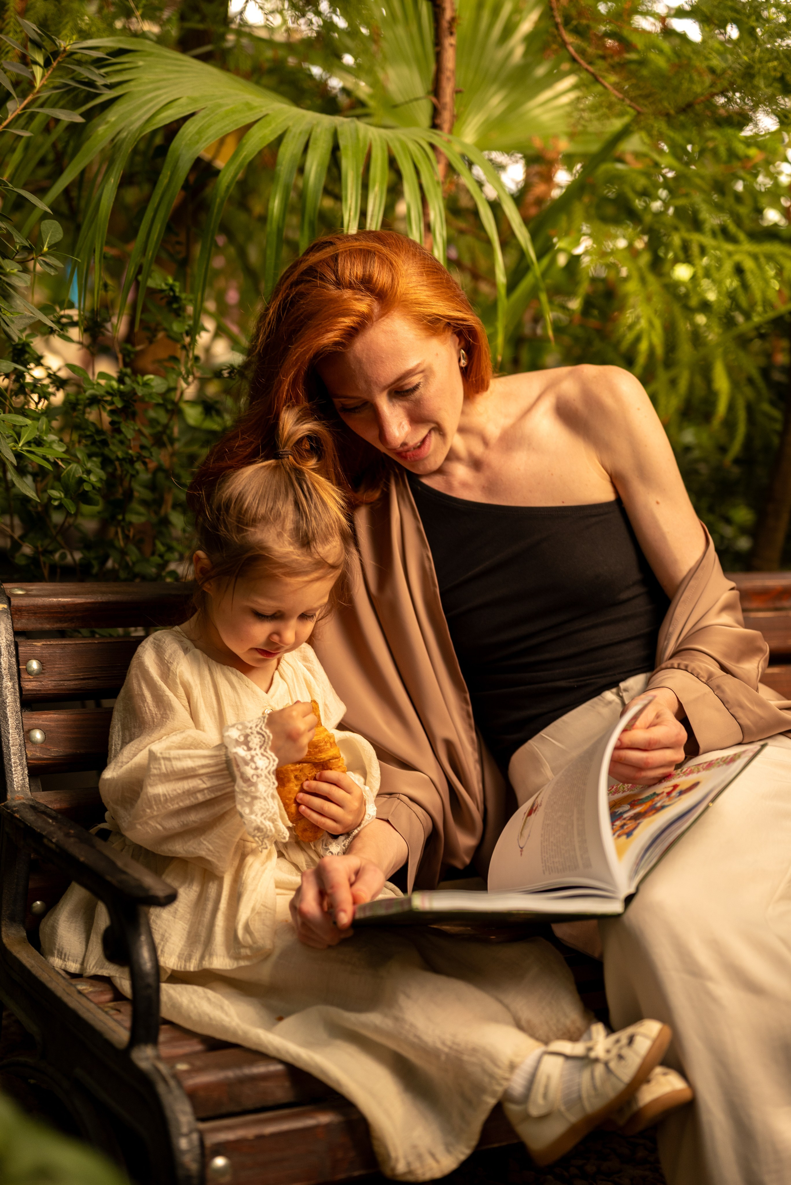 Маргарита и Кира. Ботанический сад. Семейный фотограф в Москве Дарья Пузикова