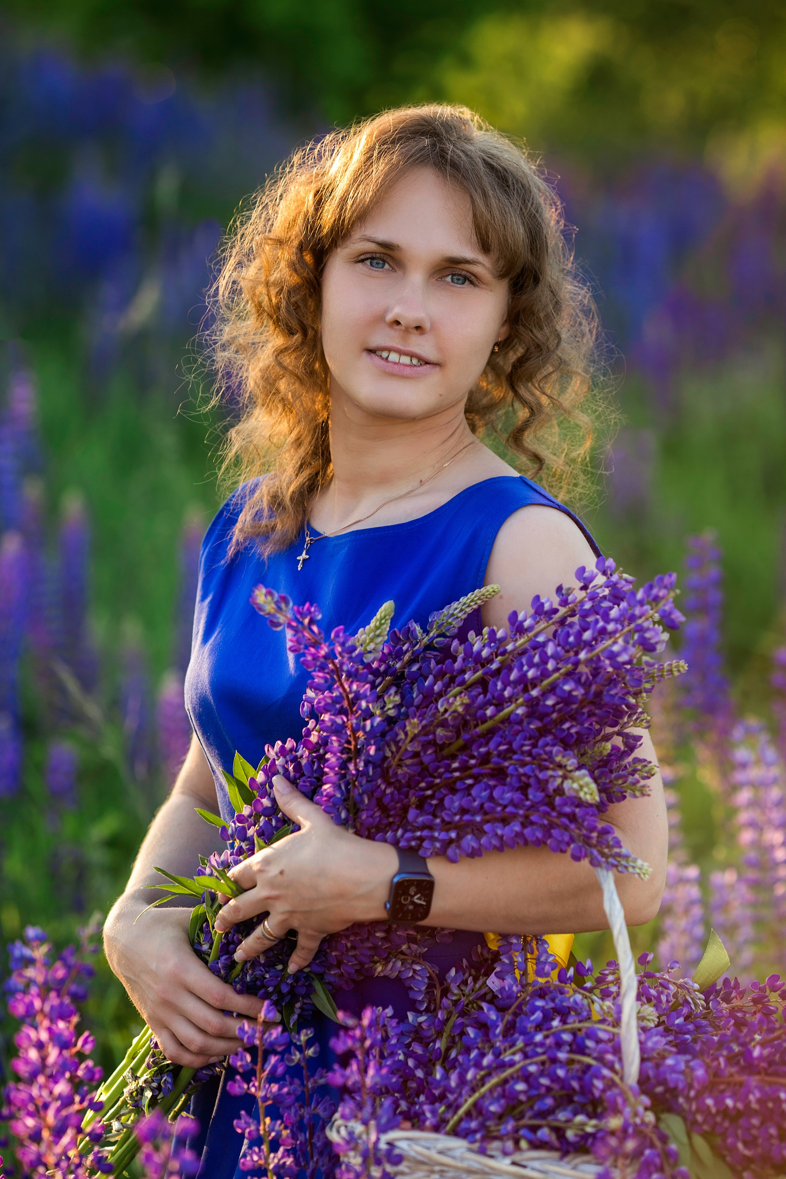 Индивидуальная фотосессия в люпинах (Анна). Главная