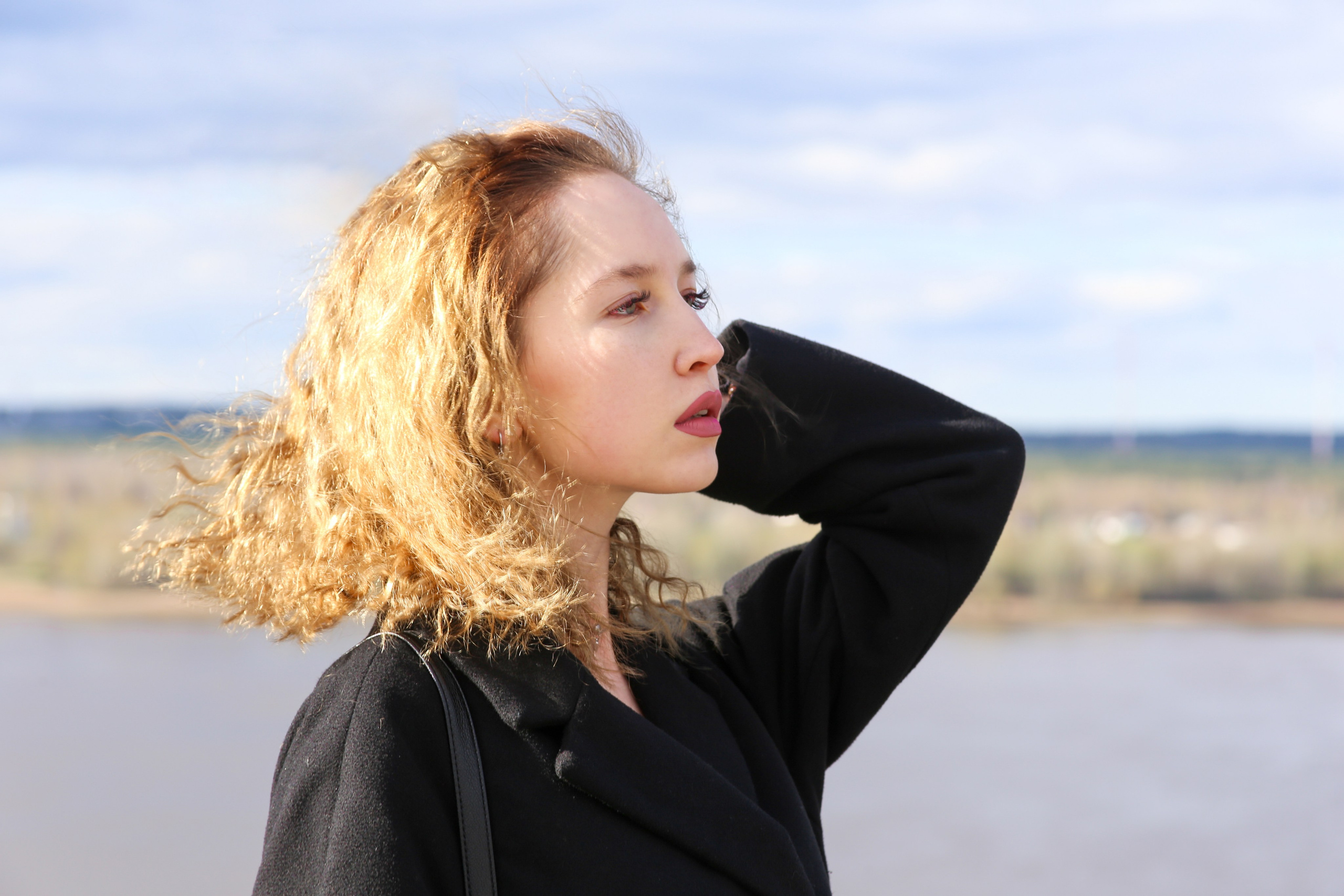 Алина в городе. Фотограф Пермь. Фотосессия в фотостудии Перми и на свежем воздухе