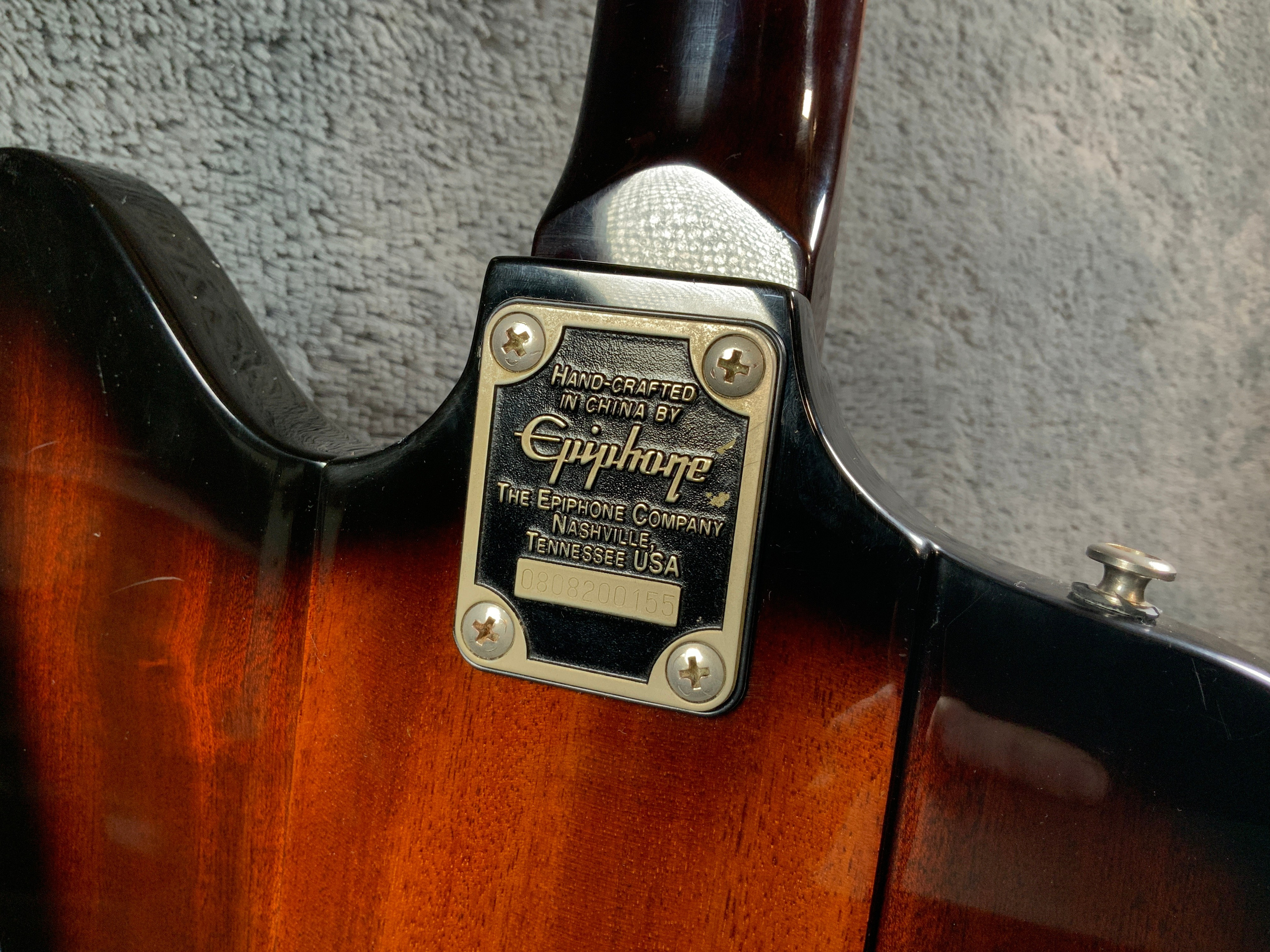 Epiphone Thunderbird IV China 2000's