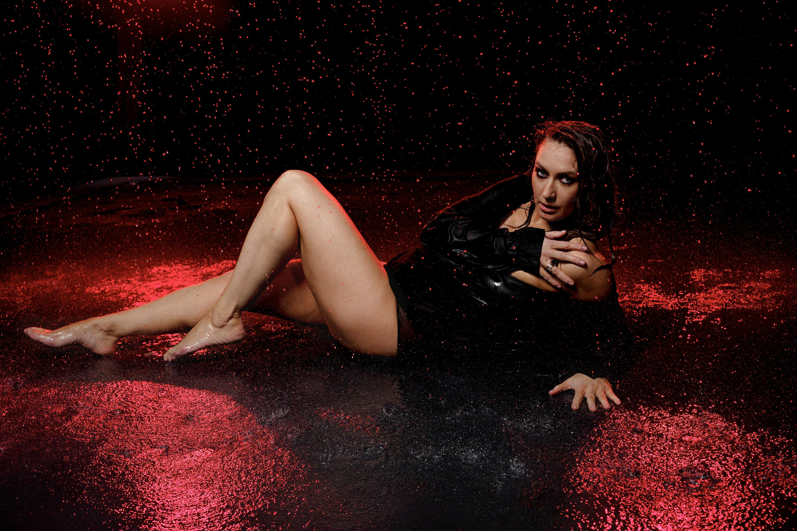 Фотосессия под дождём. Фотограф Ким Наталья в Красноярске