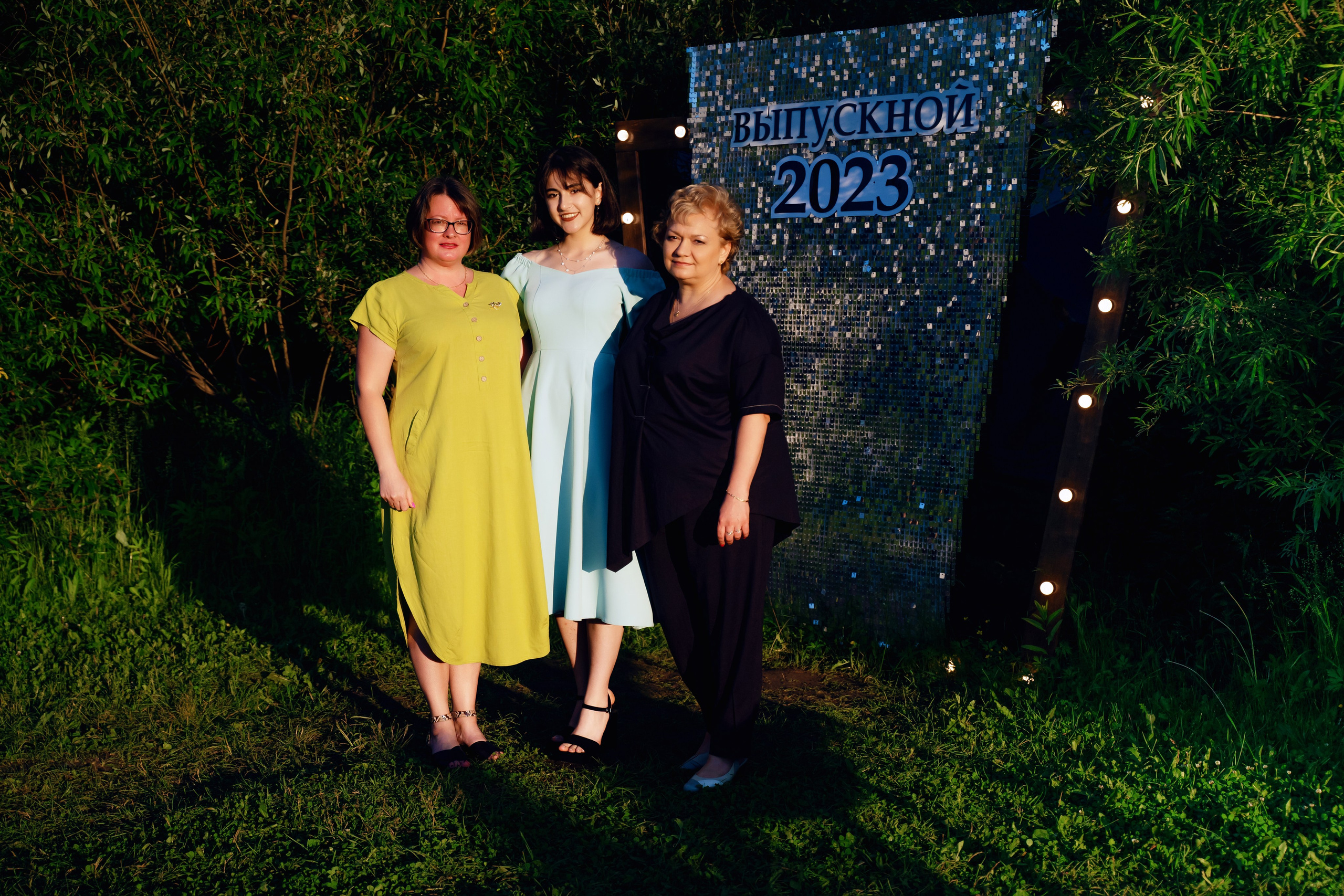 Выпускной 11 класс. Фотограф Ким Наталья в Красноярске