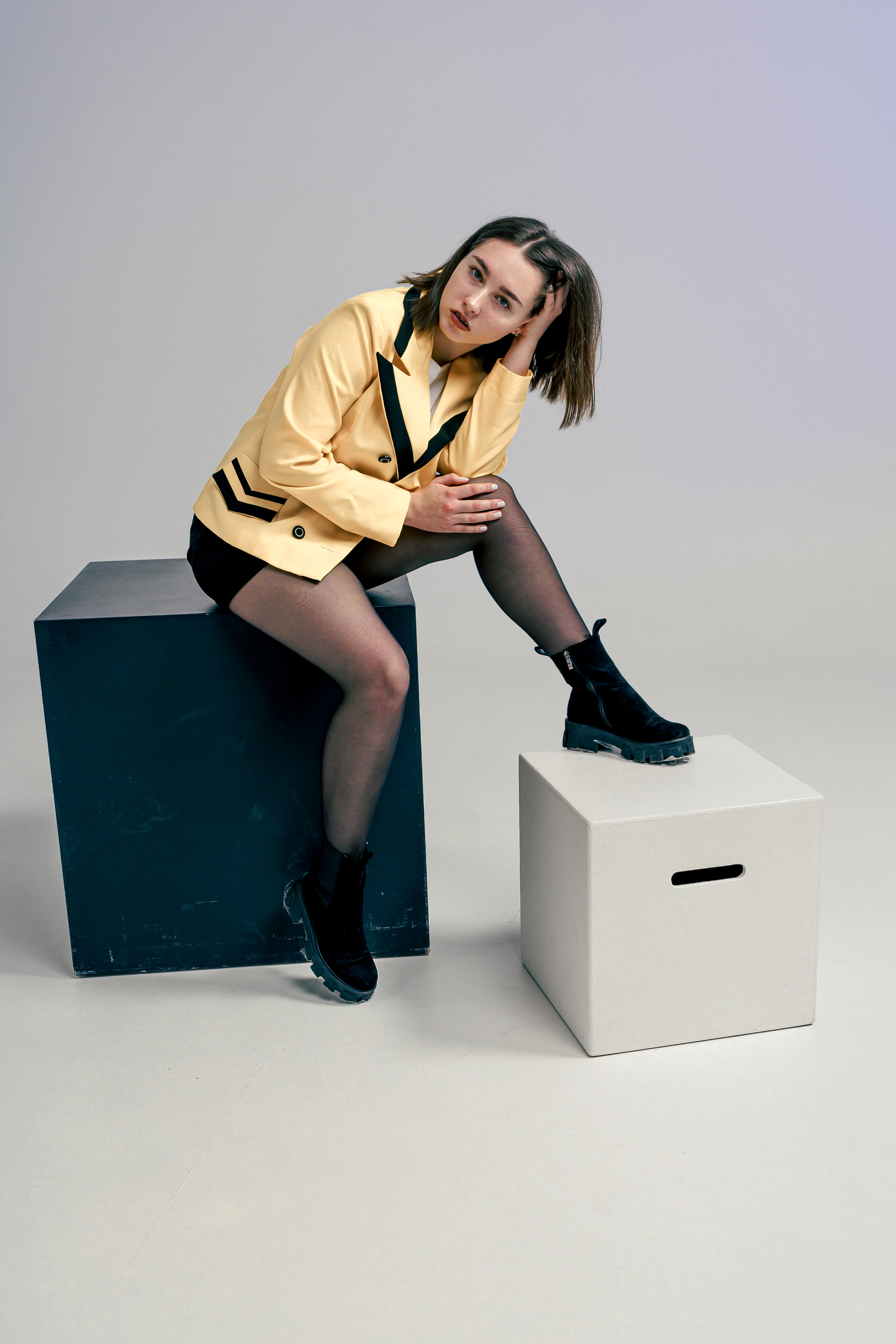 Необычная фотосессия в студии для подростков. Фотограф Ким Наталья в Красноярске