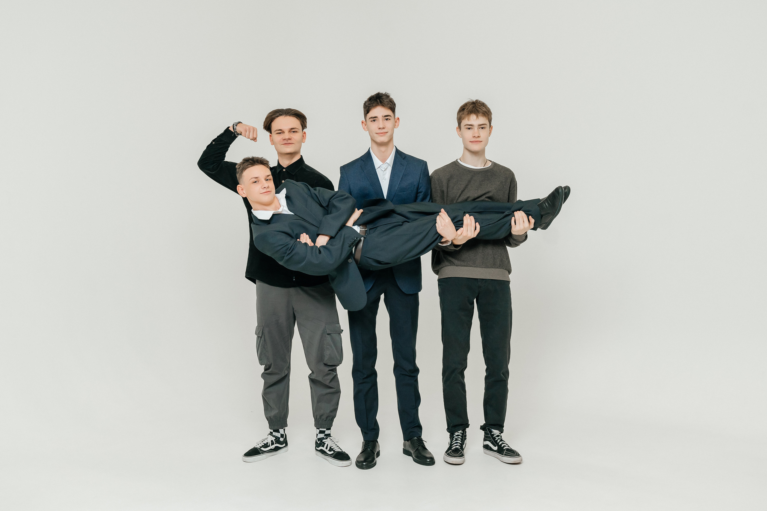 Выпускные альбомы Красноярск. Фотограф Ким Наталья в Красноярске