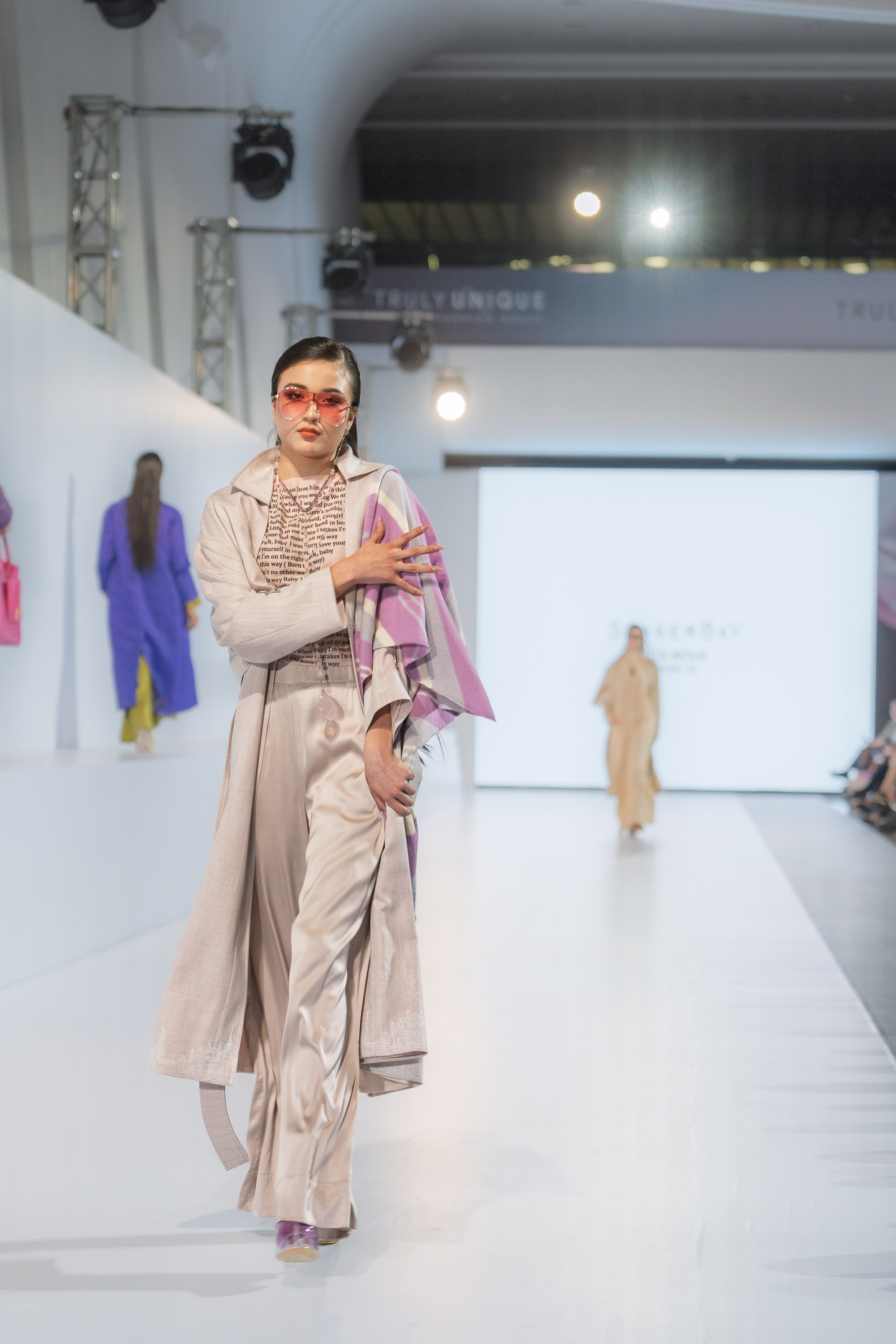 Shakerbay Vita Nova. Сайт Алматинского НЮ АРТ, будуар и фэшн фотографа Дениса Карпенко