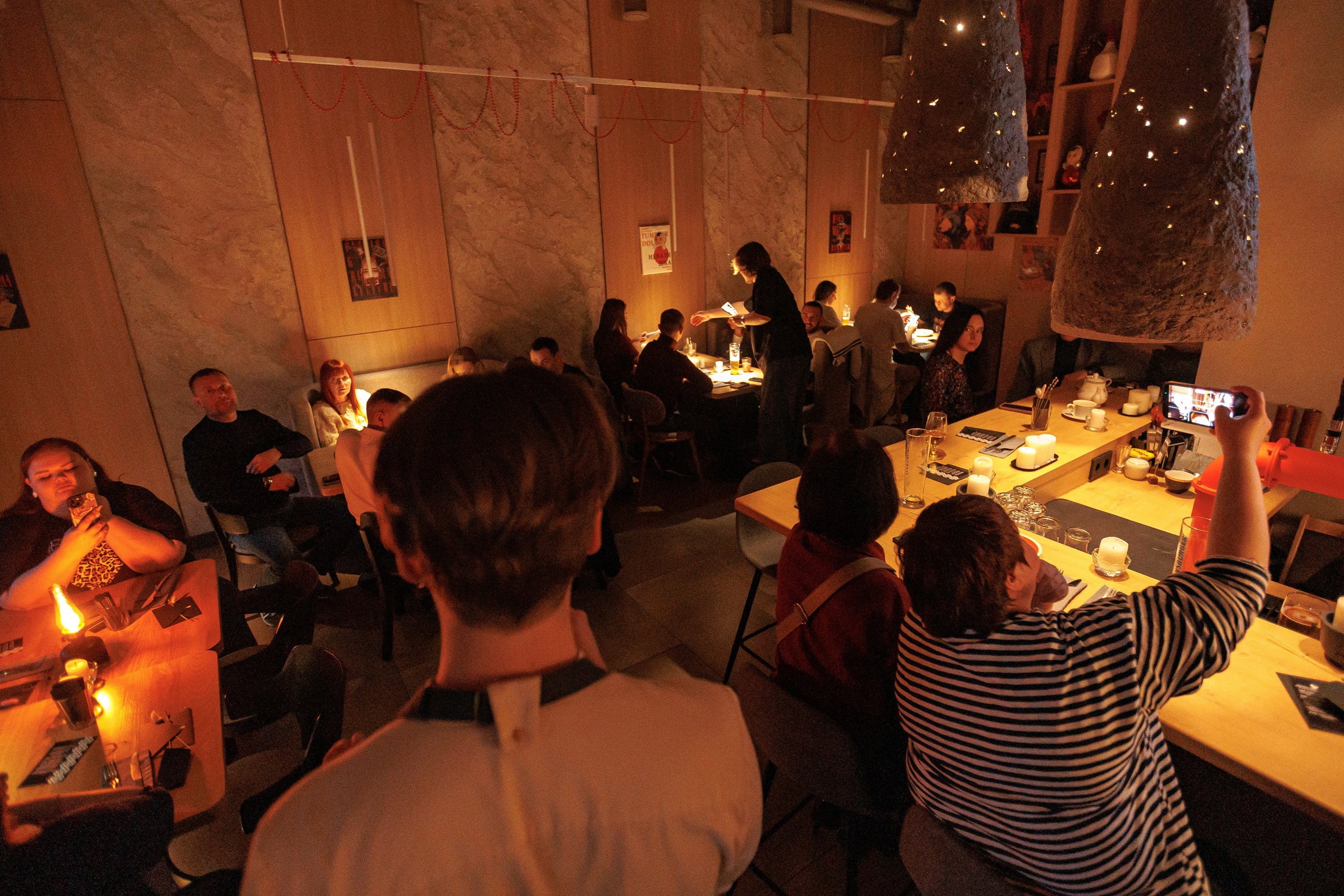 Гастроужин Поселенцы в гостях у Самозванцев