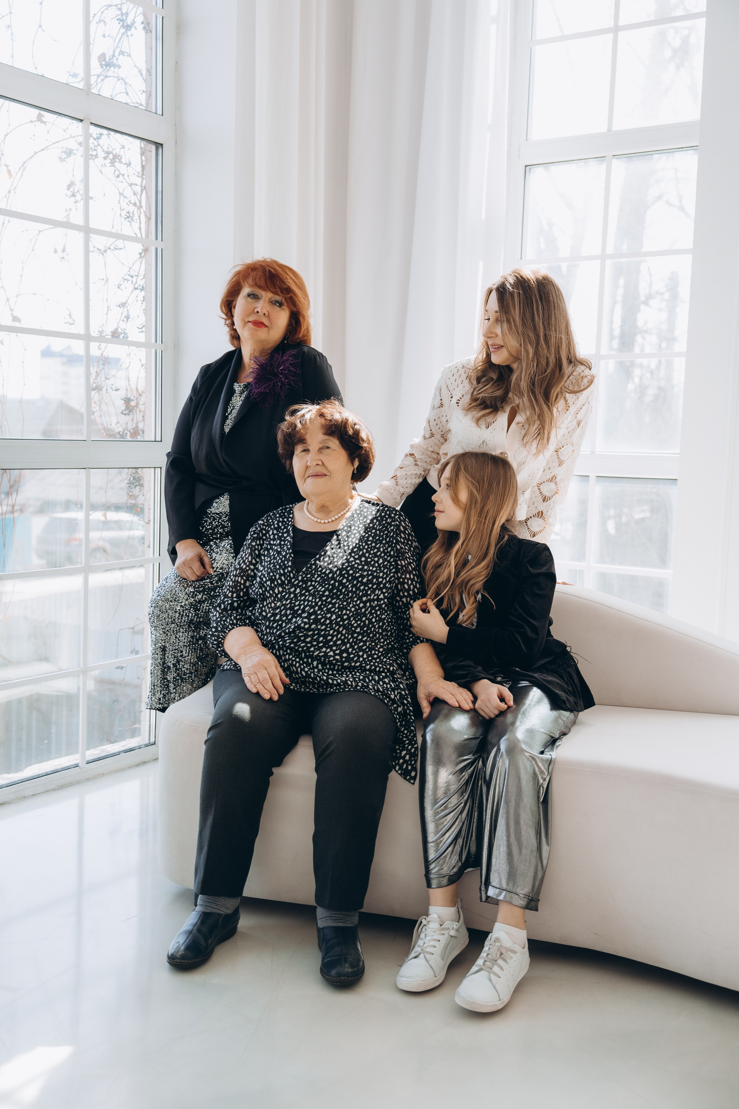 4 поколения. Свадебный, семейный фотограф в Иркутске Светлана Макаричева