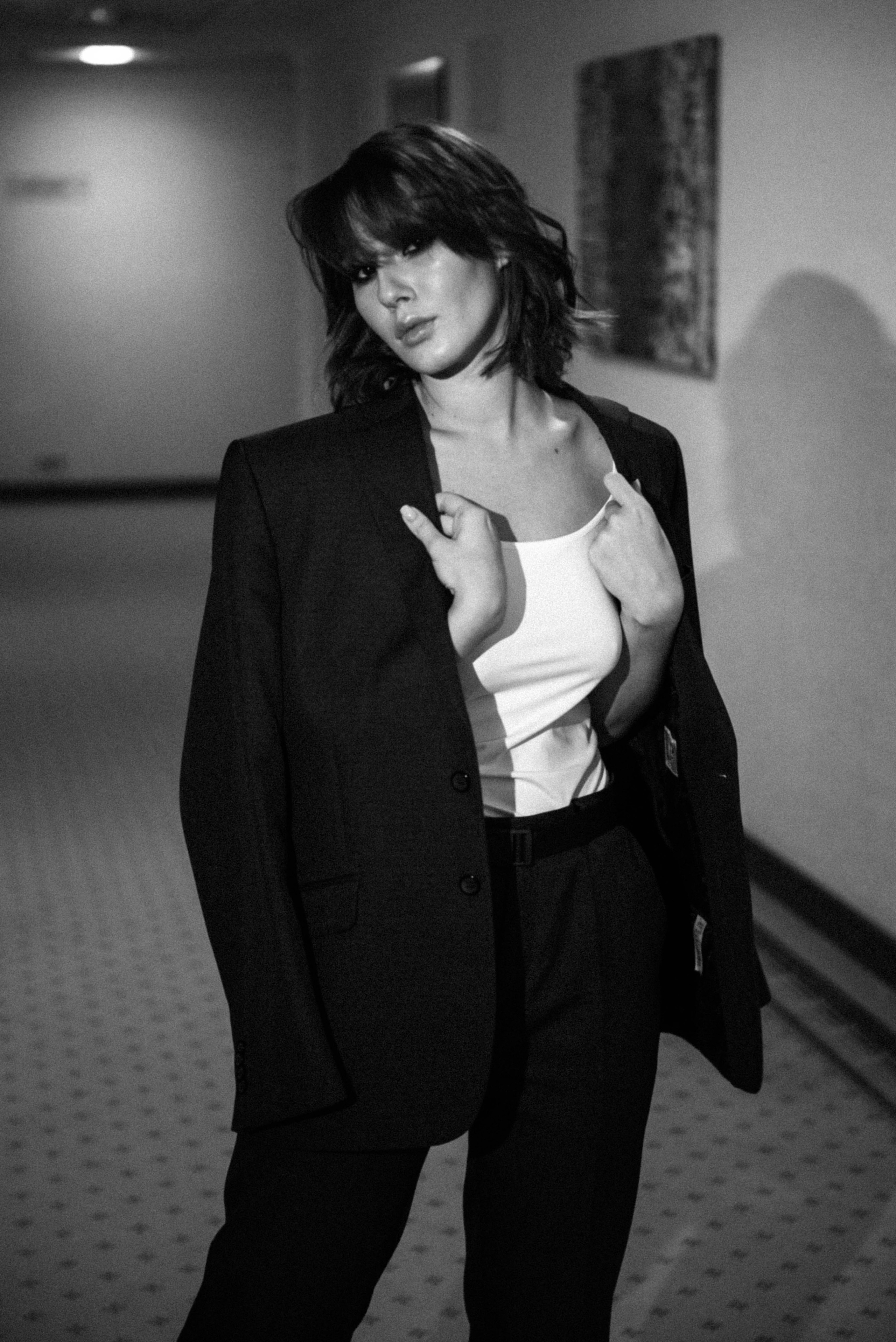 Портреты. Zhulanovilya