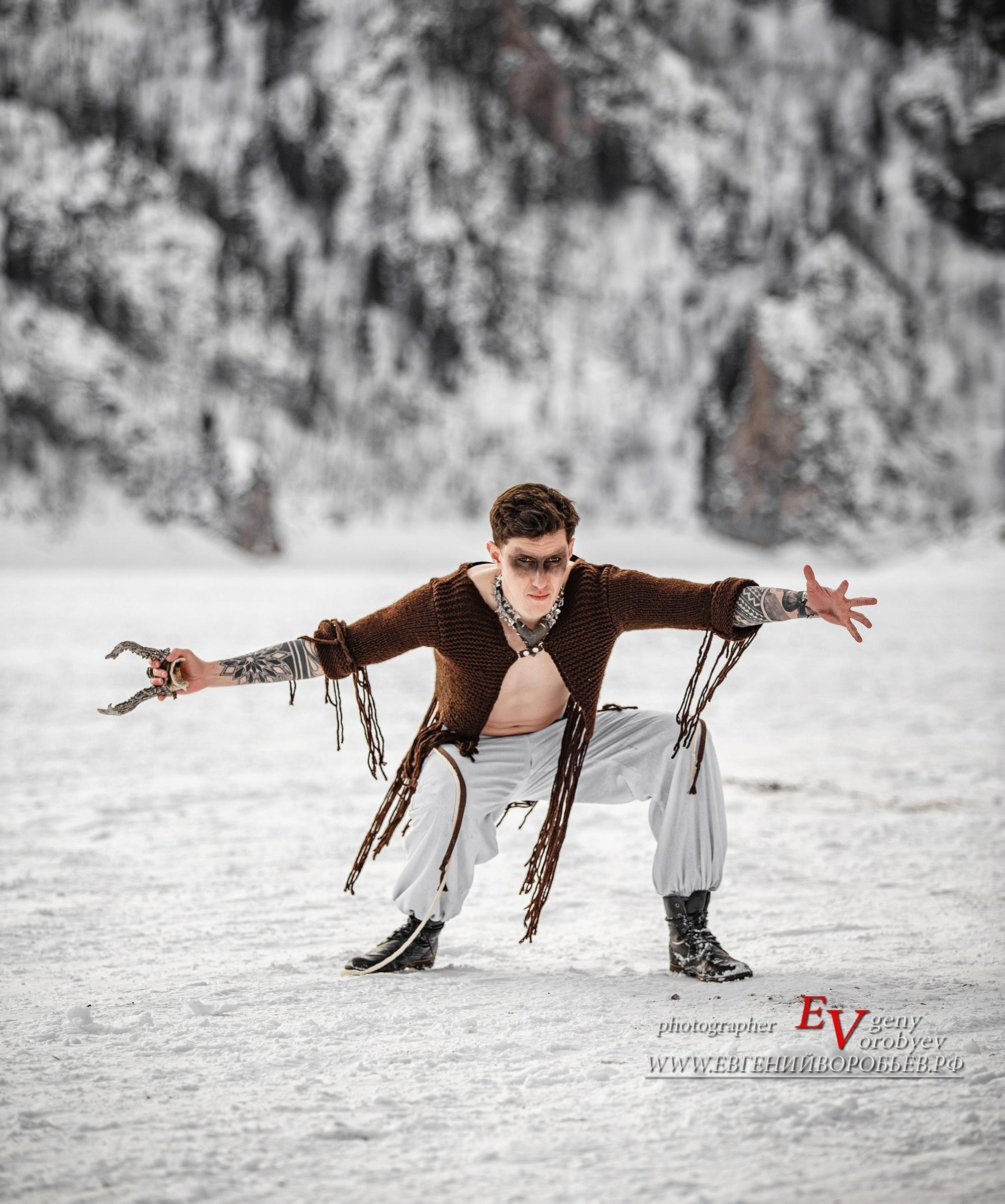 мужская фотосессия для сайта знакомств социальных сетей фотограф в Красноярске цена заказать мужскую фотосессию бизнес портрет мужские фото для знакомства с девушкой брутальная фотосессия в городе фотостудии имиджевая фотосессия для мужчины для бизнеса идея  места пример фото образы стилист Красноярск позы для мужской фотосессии генерация фото фотосессия ИИ промты для фотосессии нейросеть  