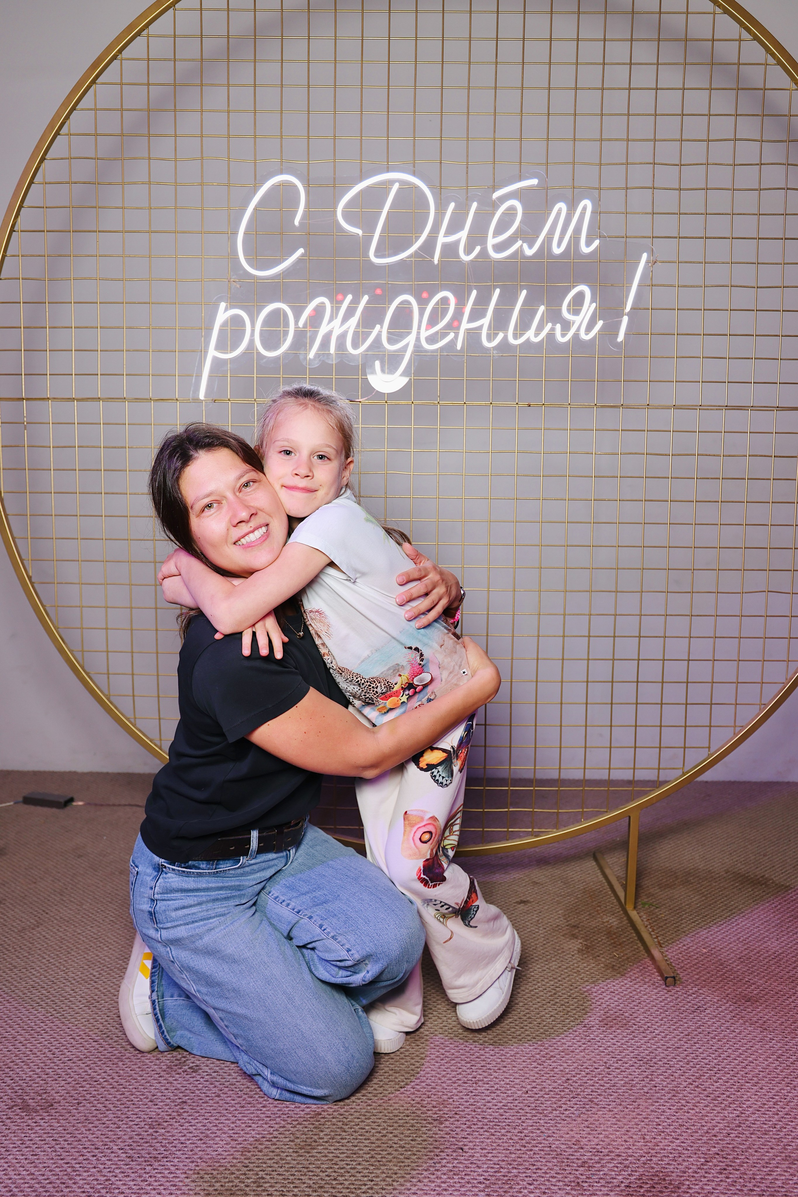 День рождения Ники и Софьи 8 и 12 лет. Фотограф Алексей Солопов