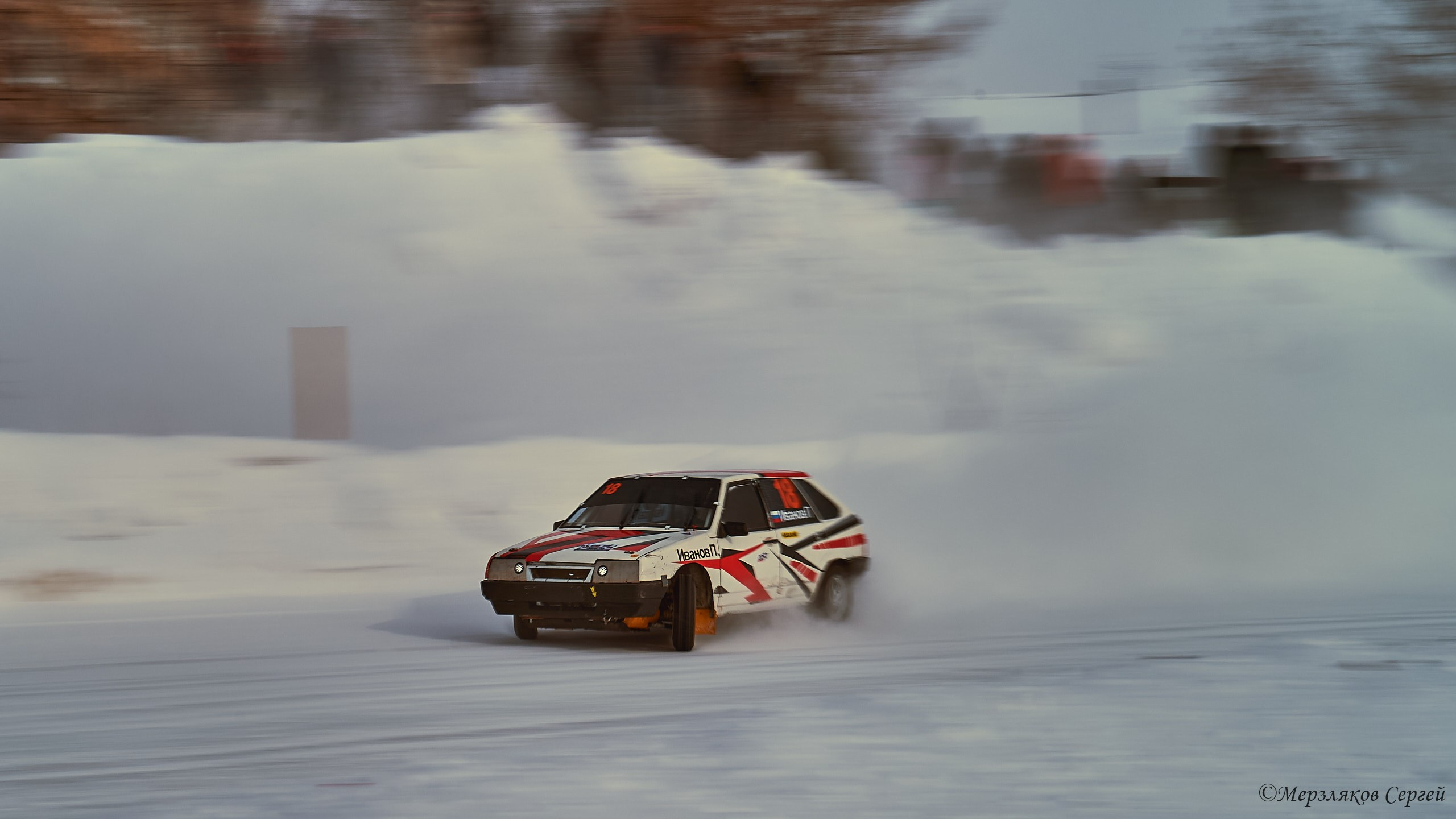 Трековые гонки Ижевск. Спортивный репортажный фотограф в Ижевске Сергей Мерзляков