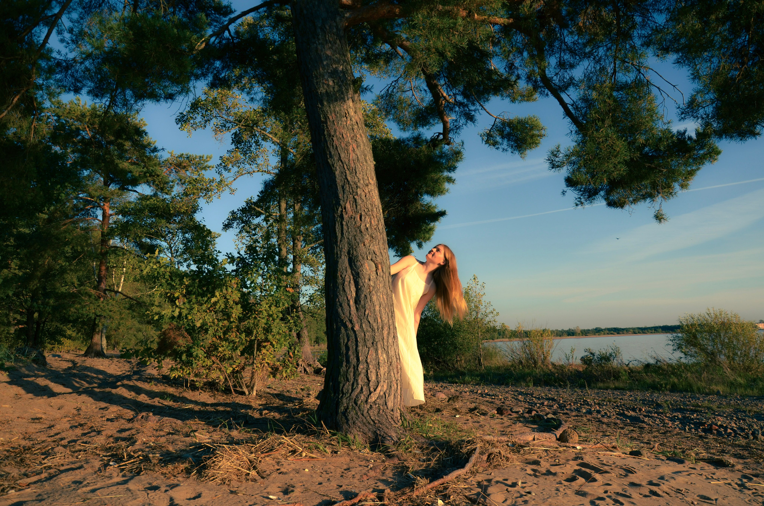 На берегу залива. Фотограф СПб | Лесная фотосессия