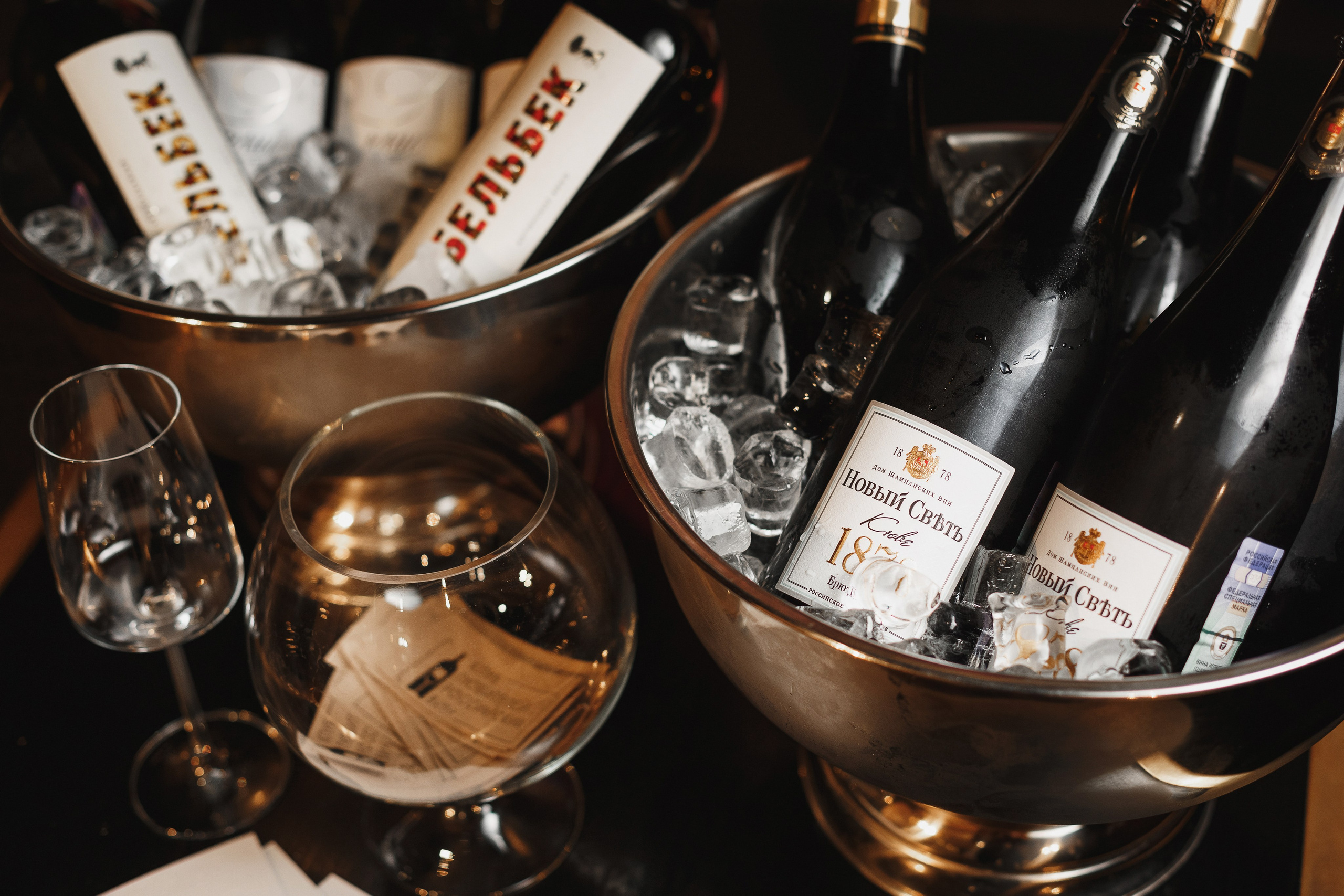 Фото клуба любителей российских вин в ресторане Мадам Ку-Ку, Таганрог. Свадебный и семейный фотограф в Таганроге Бакарюк Антон