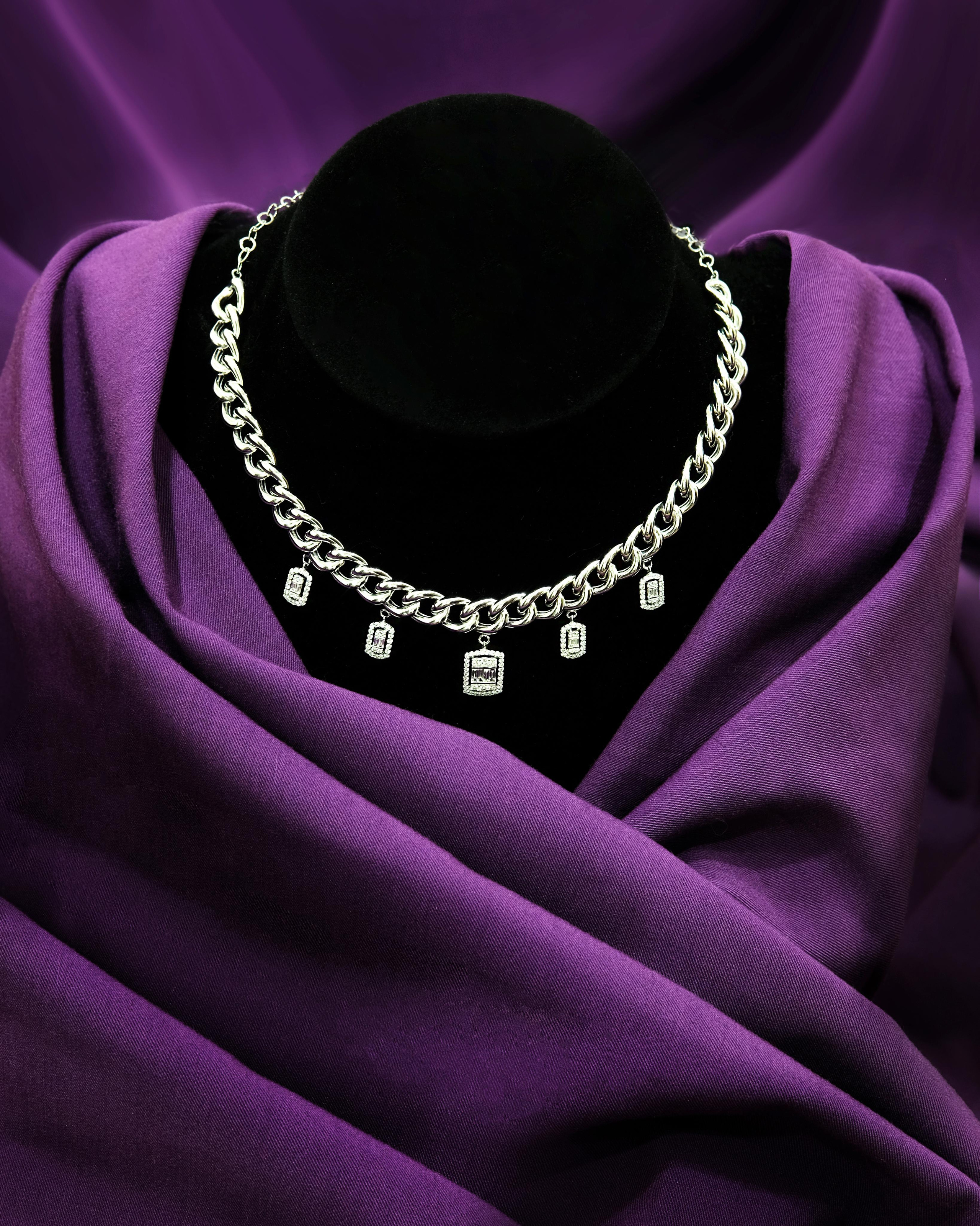 Ювелирный фотогрф. Контент Предметный фотограф Саратов, контент для бизнеса, съемка для брендов, предметные фотосъёмки в Саратове. Елена