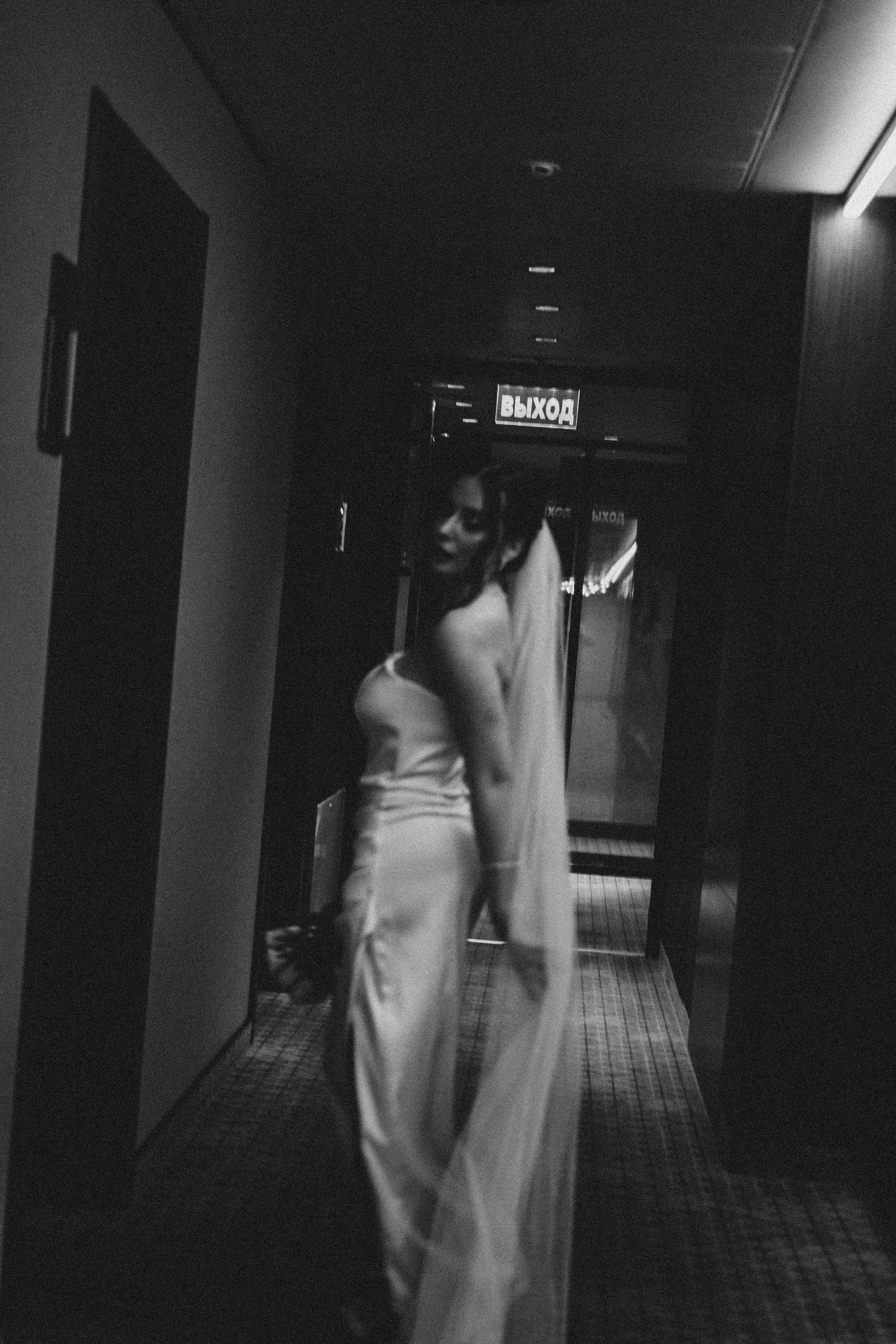 СВАДЕБНАЯ СЬЕМКА СБОРОВ ЖЕНИХА И НЕВЕСТЫ В ОТЕЛЕ И ТАКЖЕ ФОТОСЕССИИЯ В ОТЕЛЕЕ МЕГАПОЛИС БРЯНСК. Профессиональный фотограф, Санкт-Петербург — Виктория Богомолова