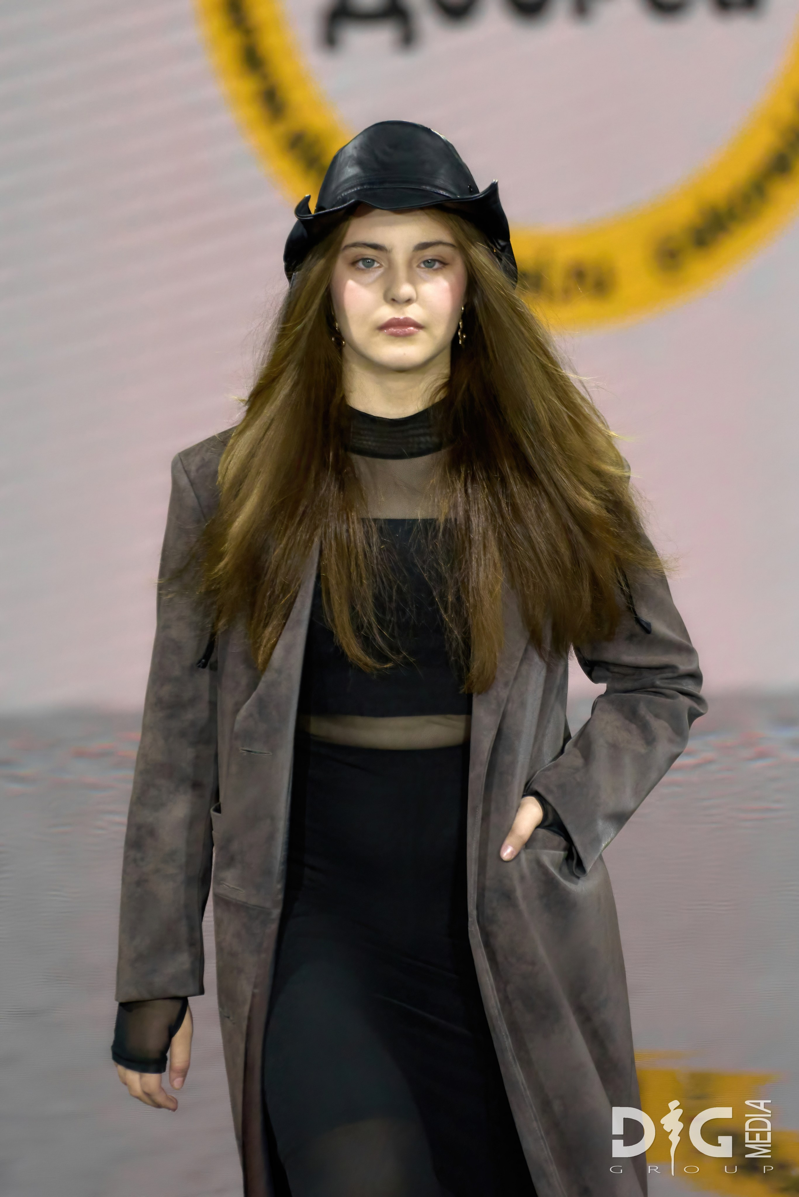 Yasno | skoreidobrei | SOCHI FASHION WEEK | 2025. DG MEDIA GROUP | Контент для модных показов и концертов