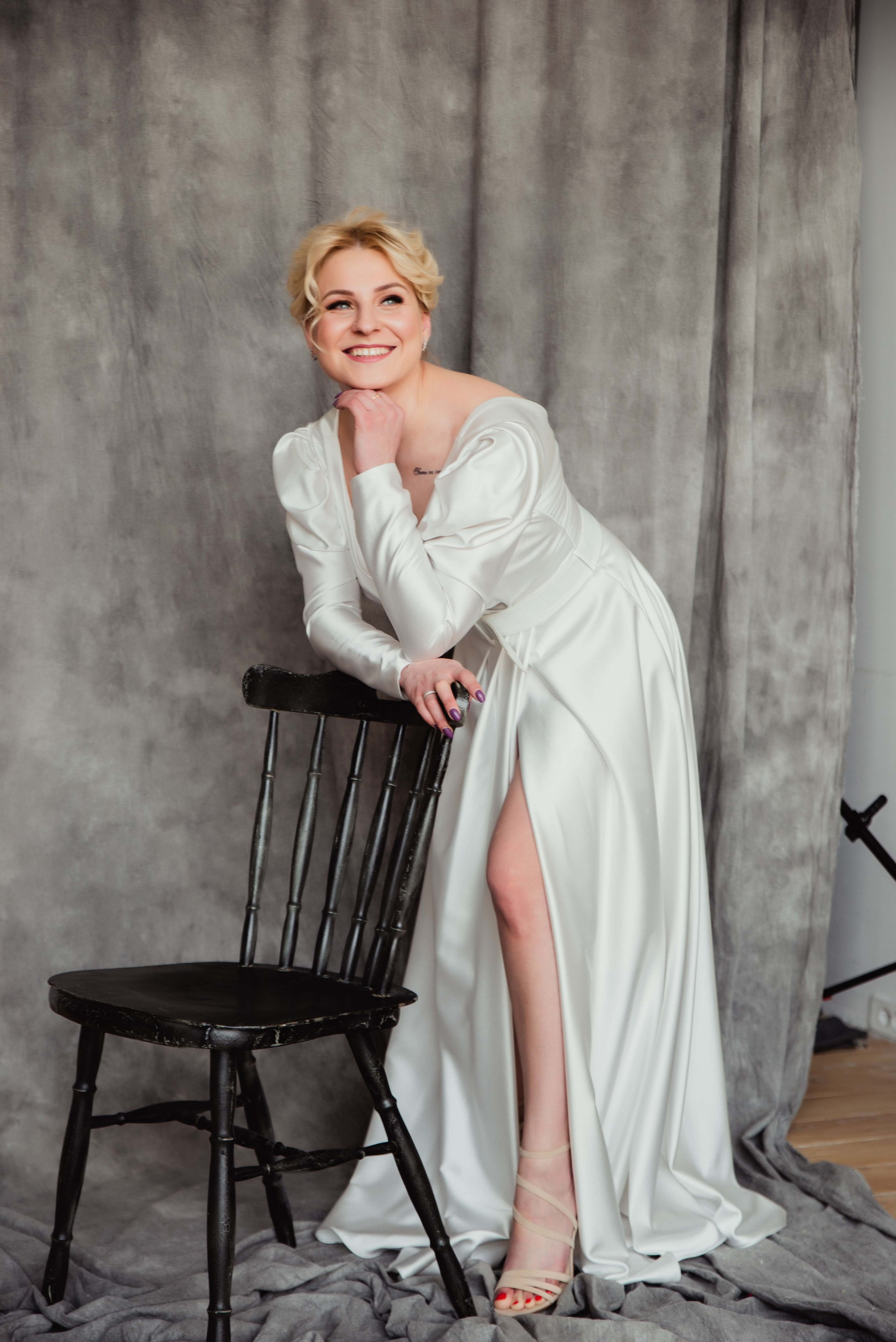 Женские портреты. Айсылу Счастливая — Фотограф | Ретушёр | Нейрокреатор