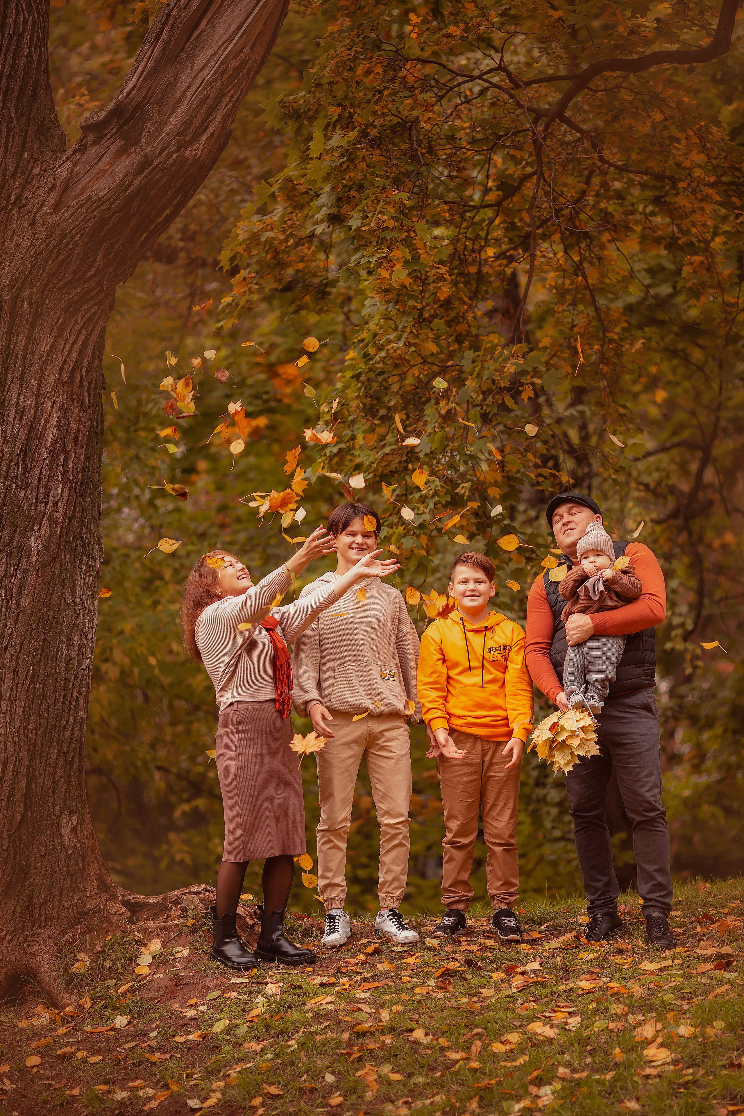 Семейная фотопрогулка. Мила Дементьева семейный и детский фотограф Казань