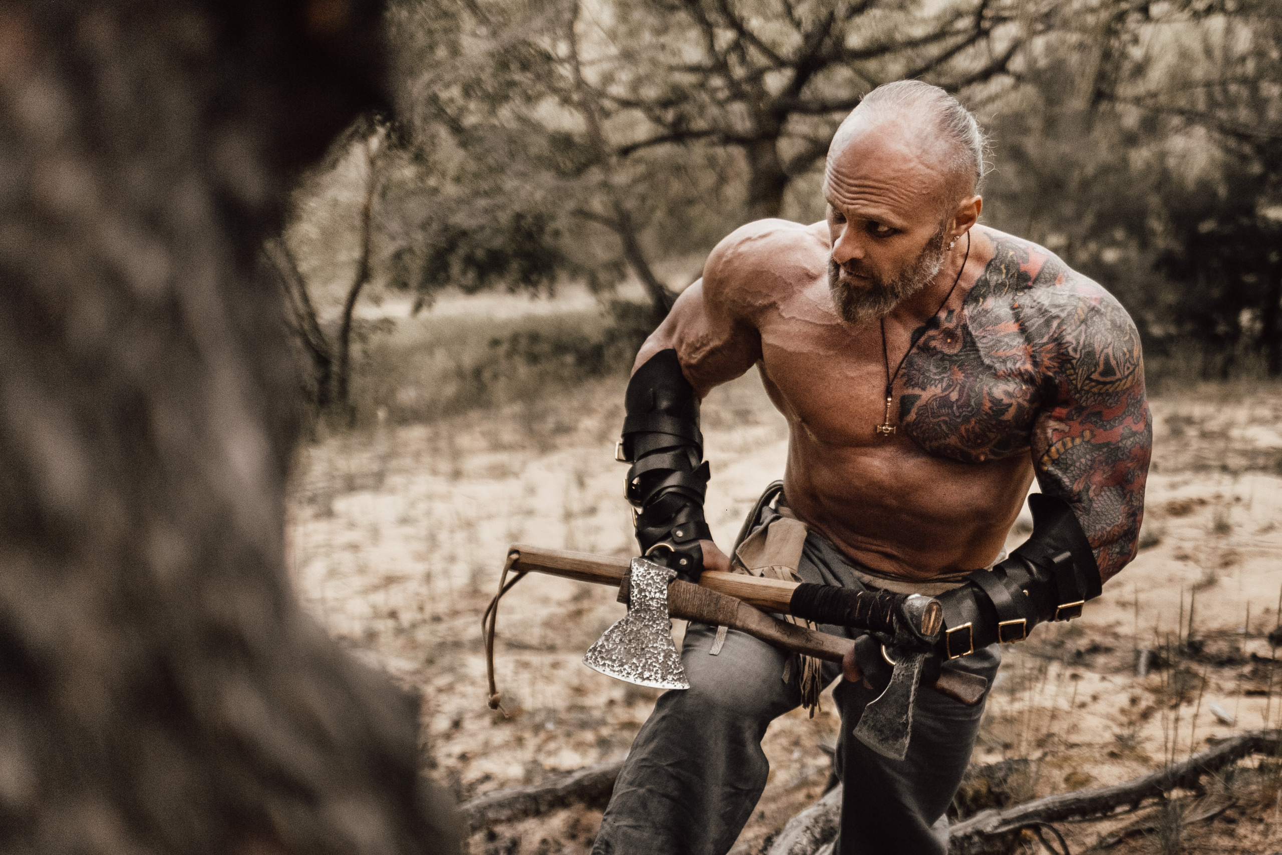 vikings viking Семейная фотосессия в стиле викинги. Ночная фотосессия с дымом и огнем.