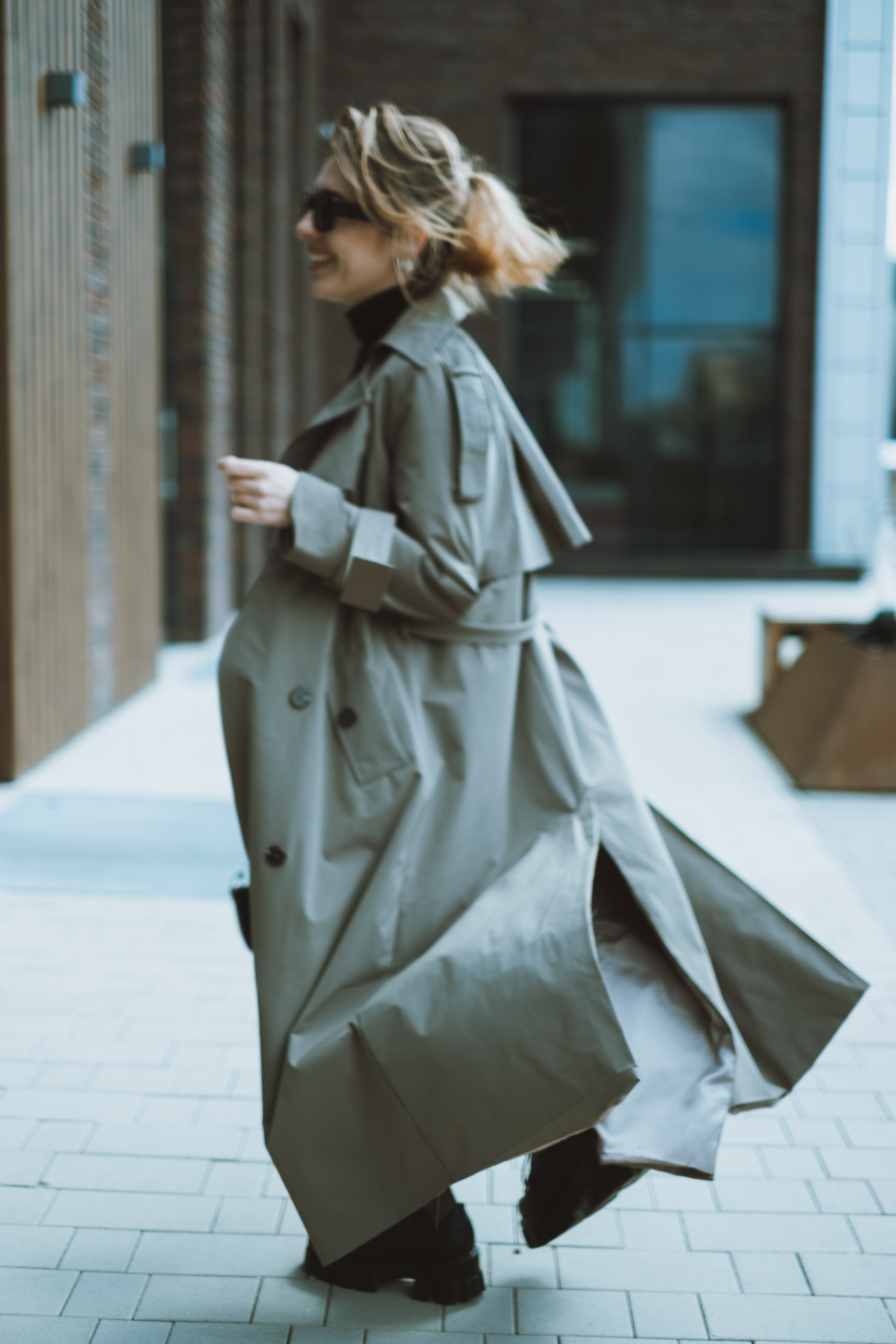 Яна. Не смотри на других, смотри внутрь себя