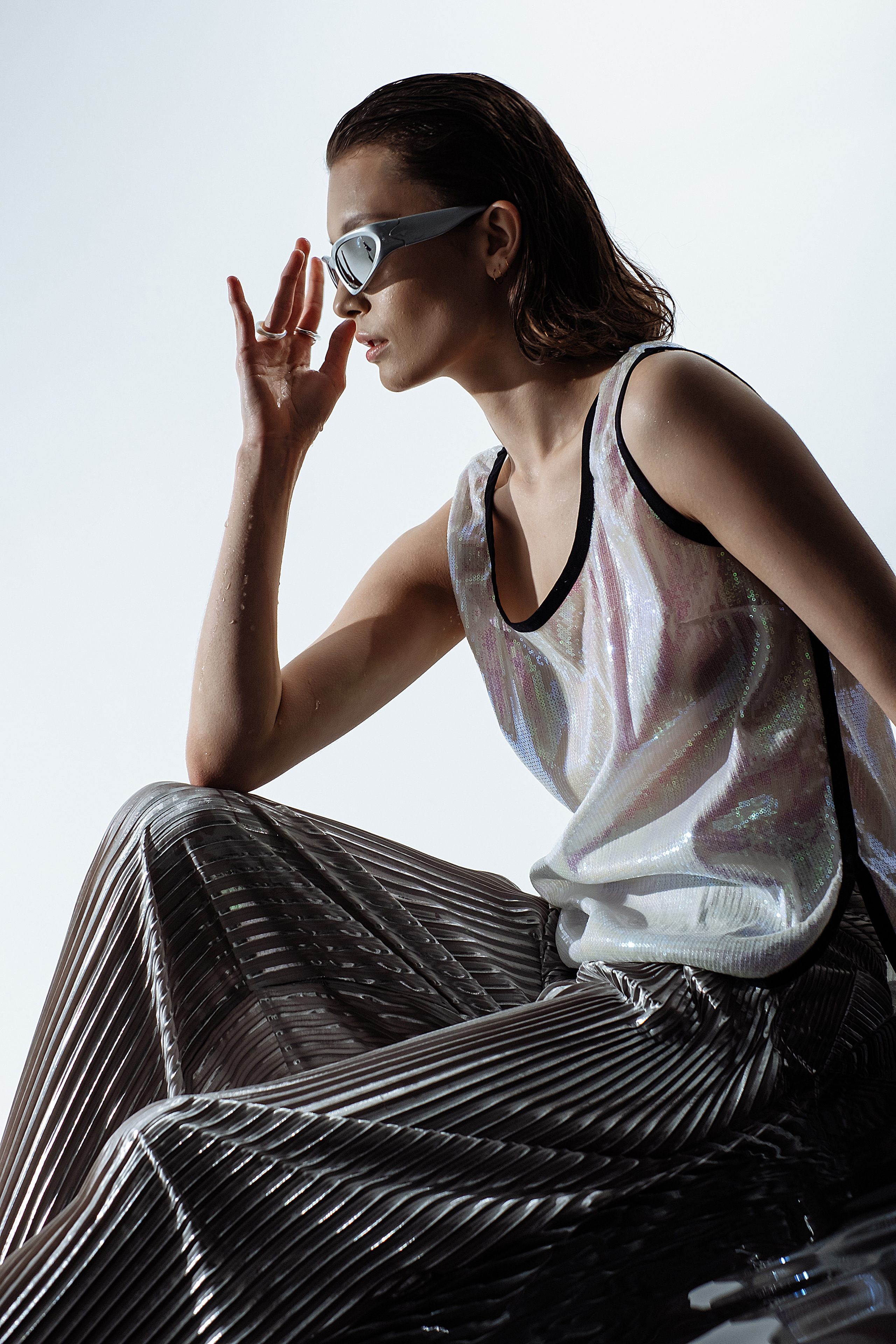 В студии. Не смотри на других, смотри внутрь себя