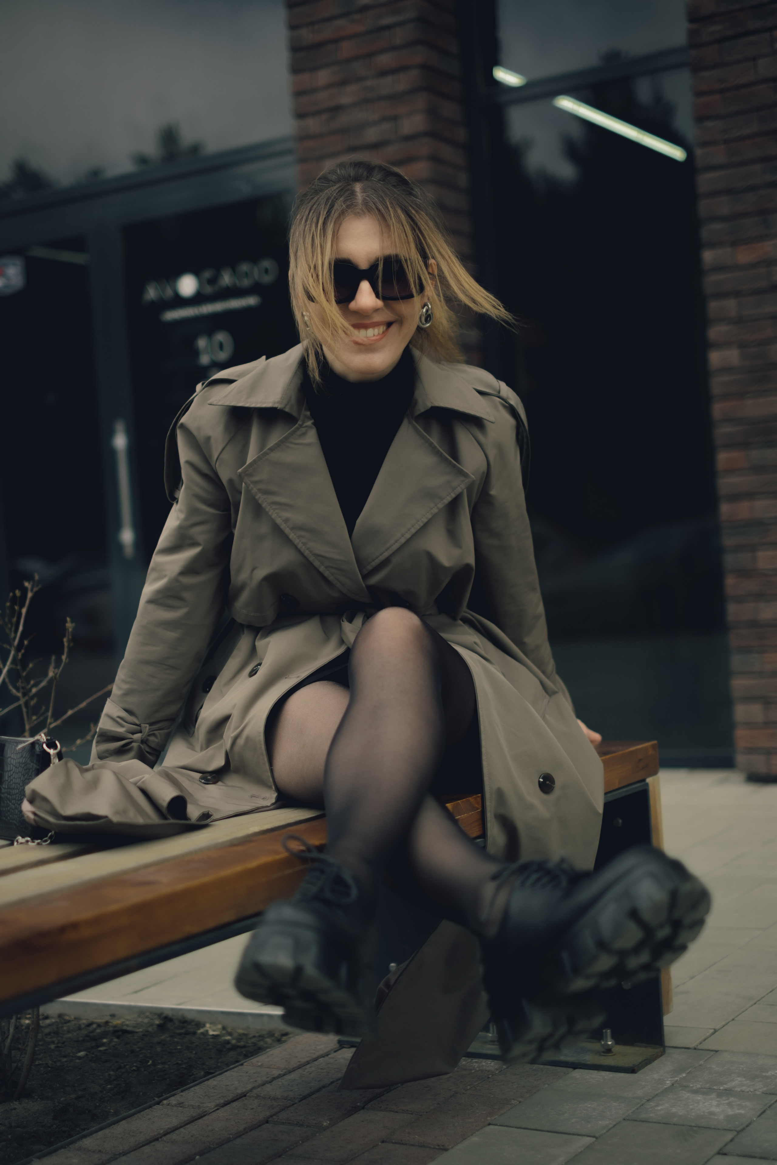 Яна. Не смотри на других, смотри внутрь себя