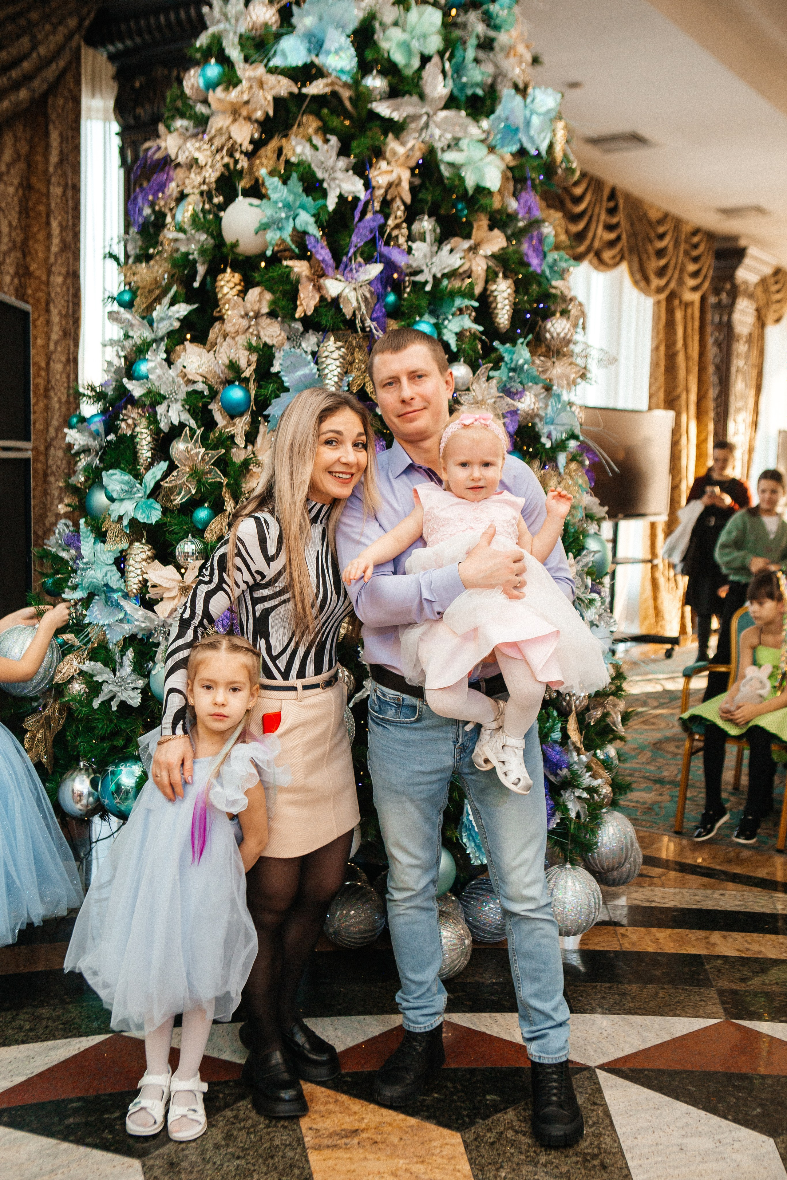 Купол|Новогодняя ёлка. Свадебный фотограф Челябинск Зиненко Виктория