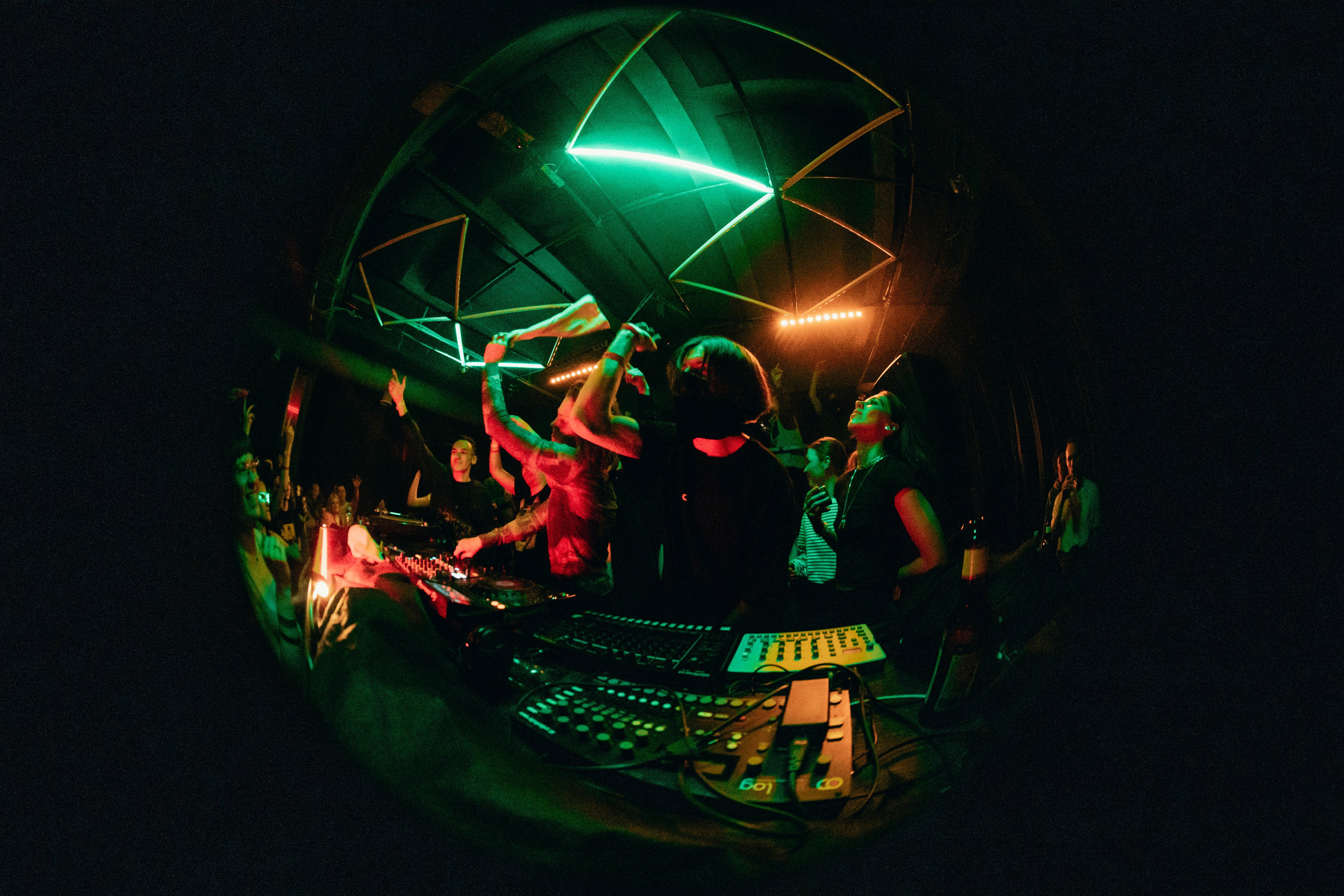 Werk Moves. Главная