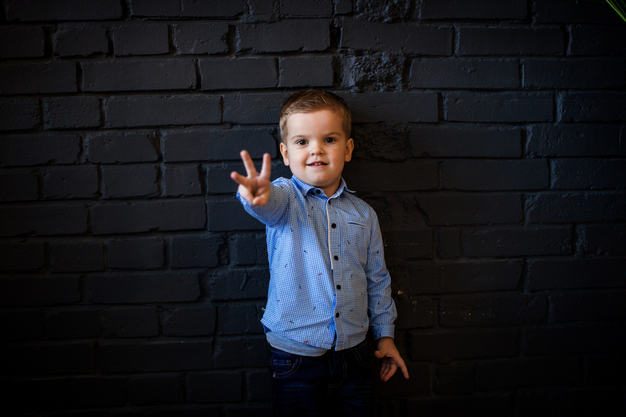 Фотосессии в студии. Свадебный фотограф Антон Басов