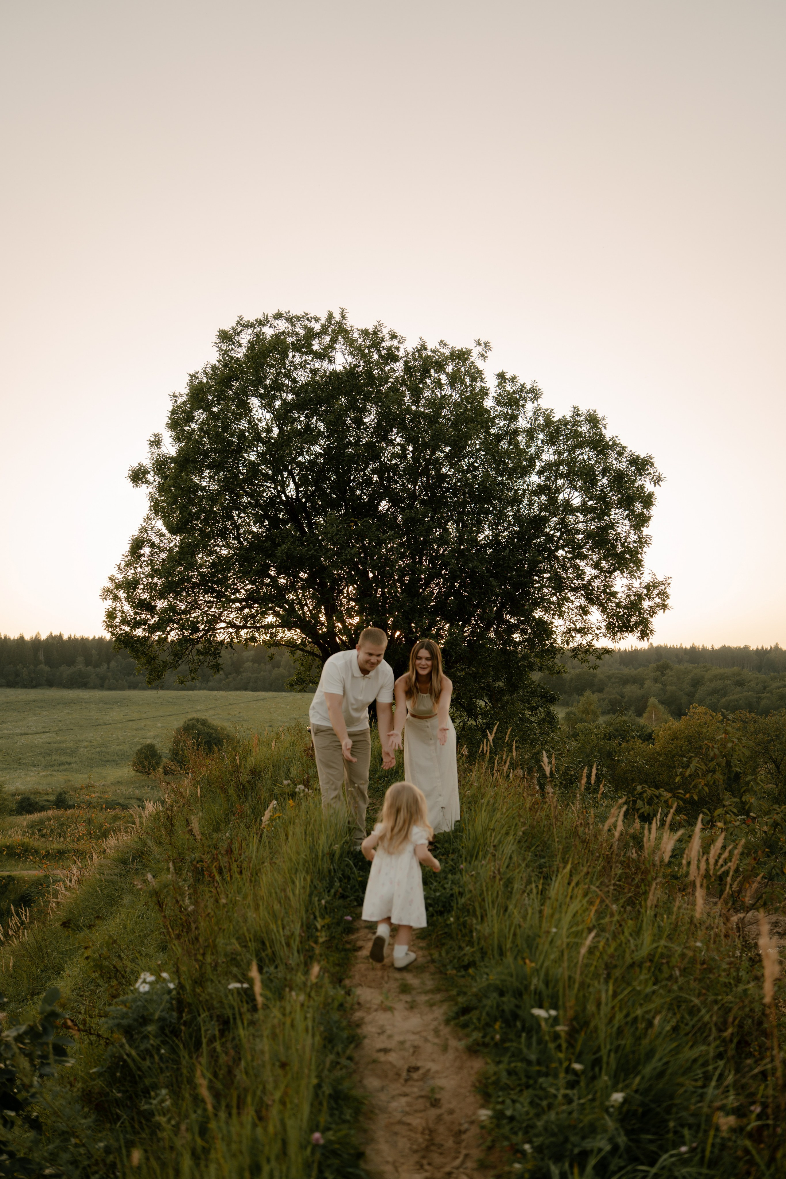 Аня, Агата, Юра и Саша. Свадебный и семейный фотограф в Москве и Красногорске — живые кадры | Анастасия Тихонова