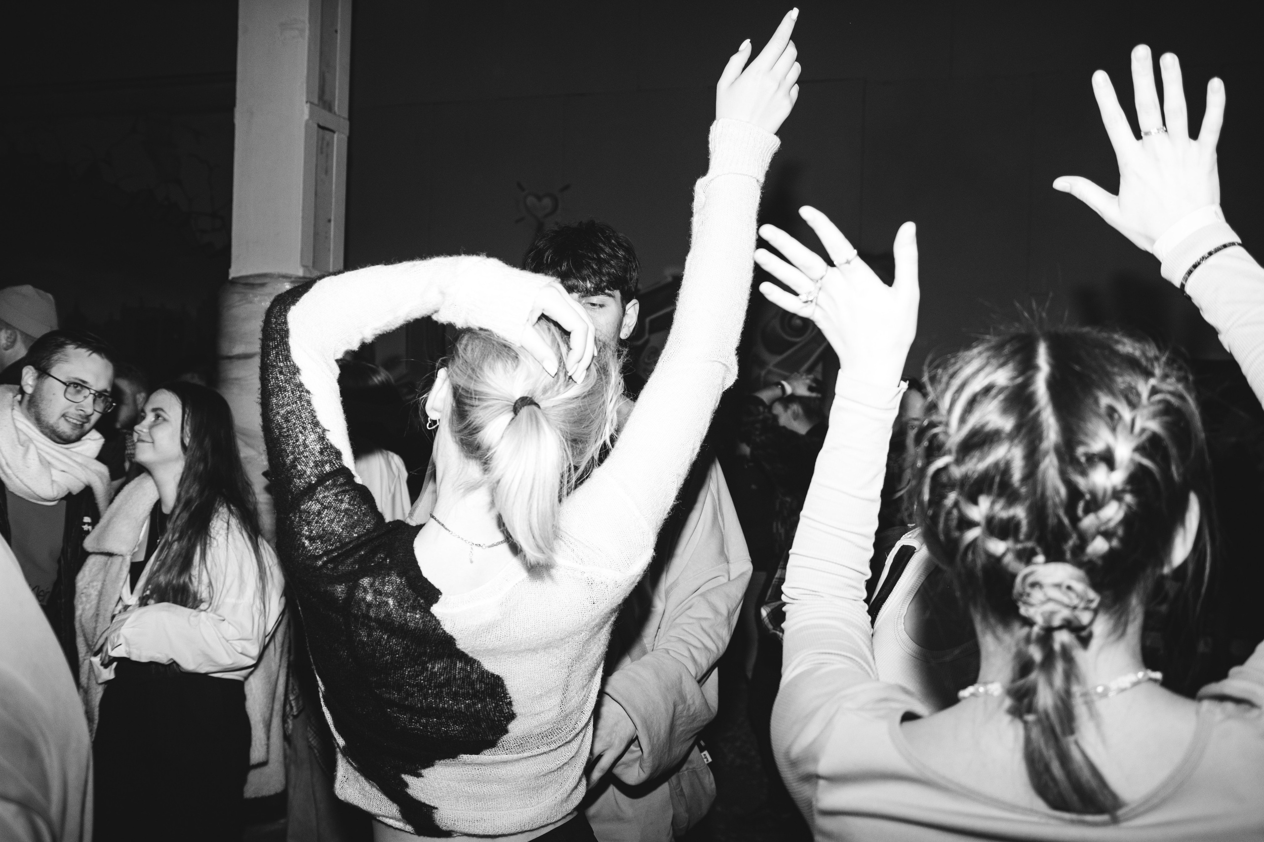 Тусовки. Фотограф Егор Огородов