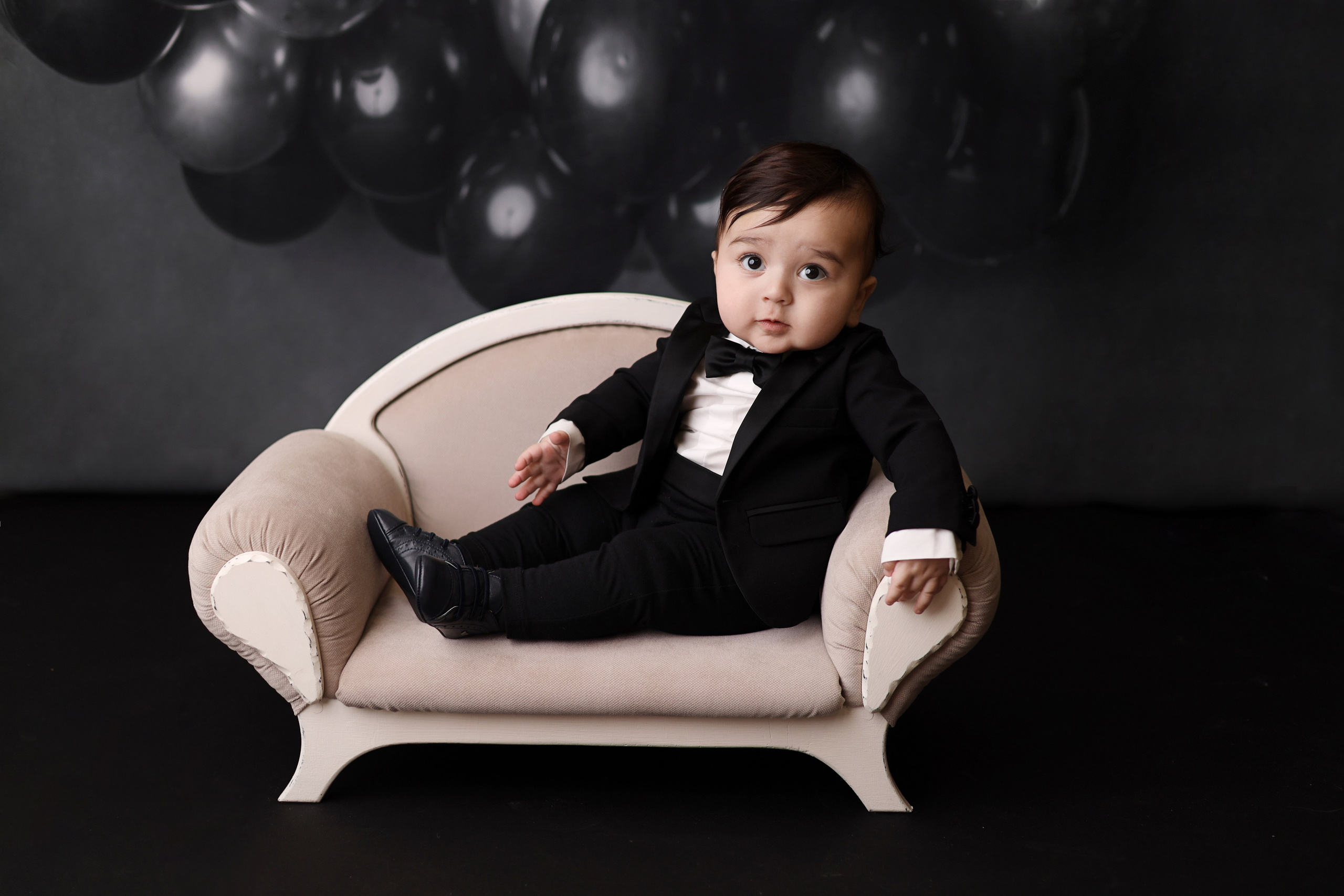 Азнавуру 6 месяцев. Фотограф новорожденных Москва. Ньюборн фотограф Москва