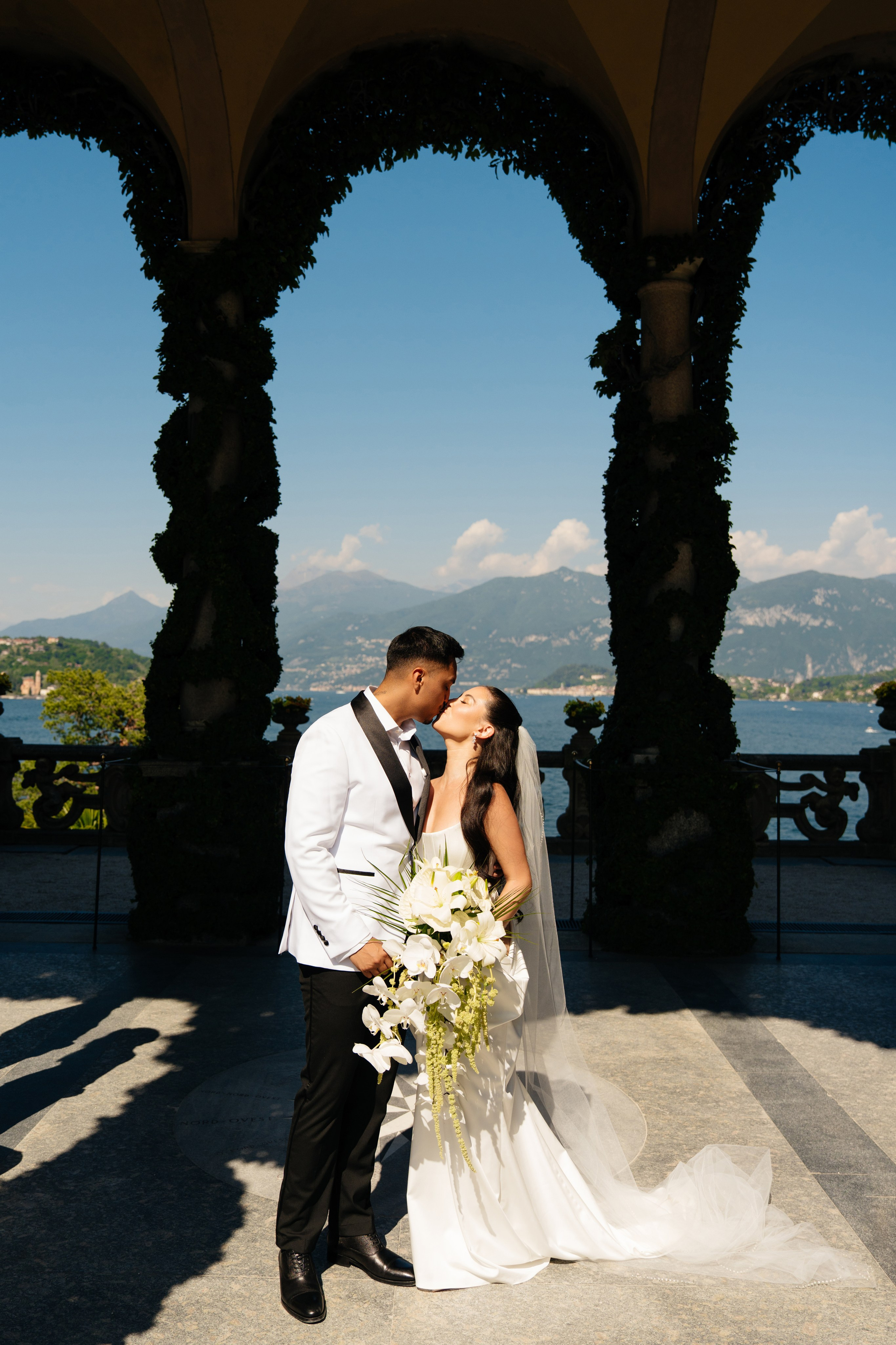 Lake Como Wedding Day. Valeria Coconova Photographer Italy Como Milan
