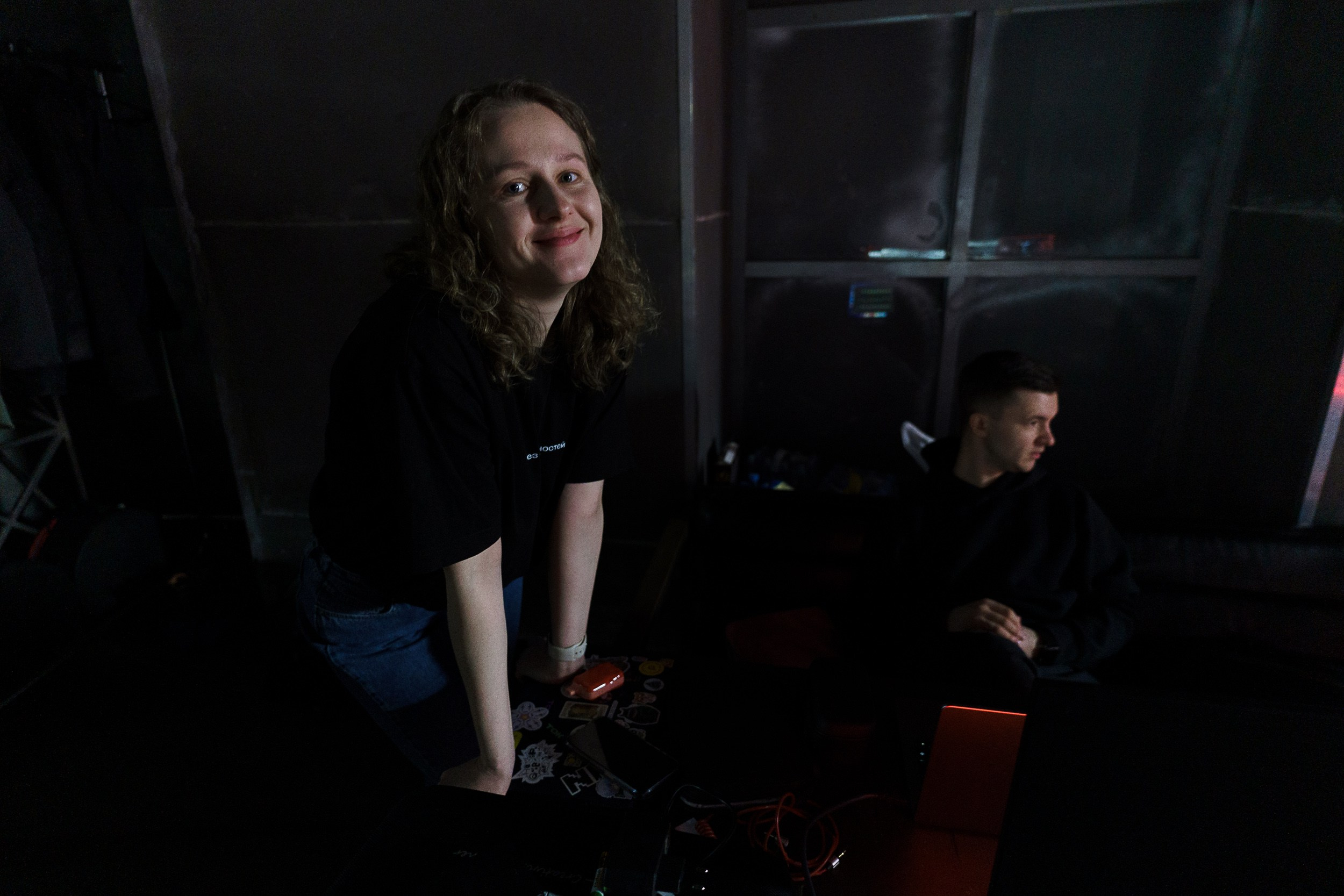 Бэкстейдж подкаста и ютуб шоу. Концертный и портретный фотограф Москва и Санкт-Петербург