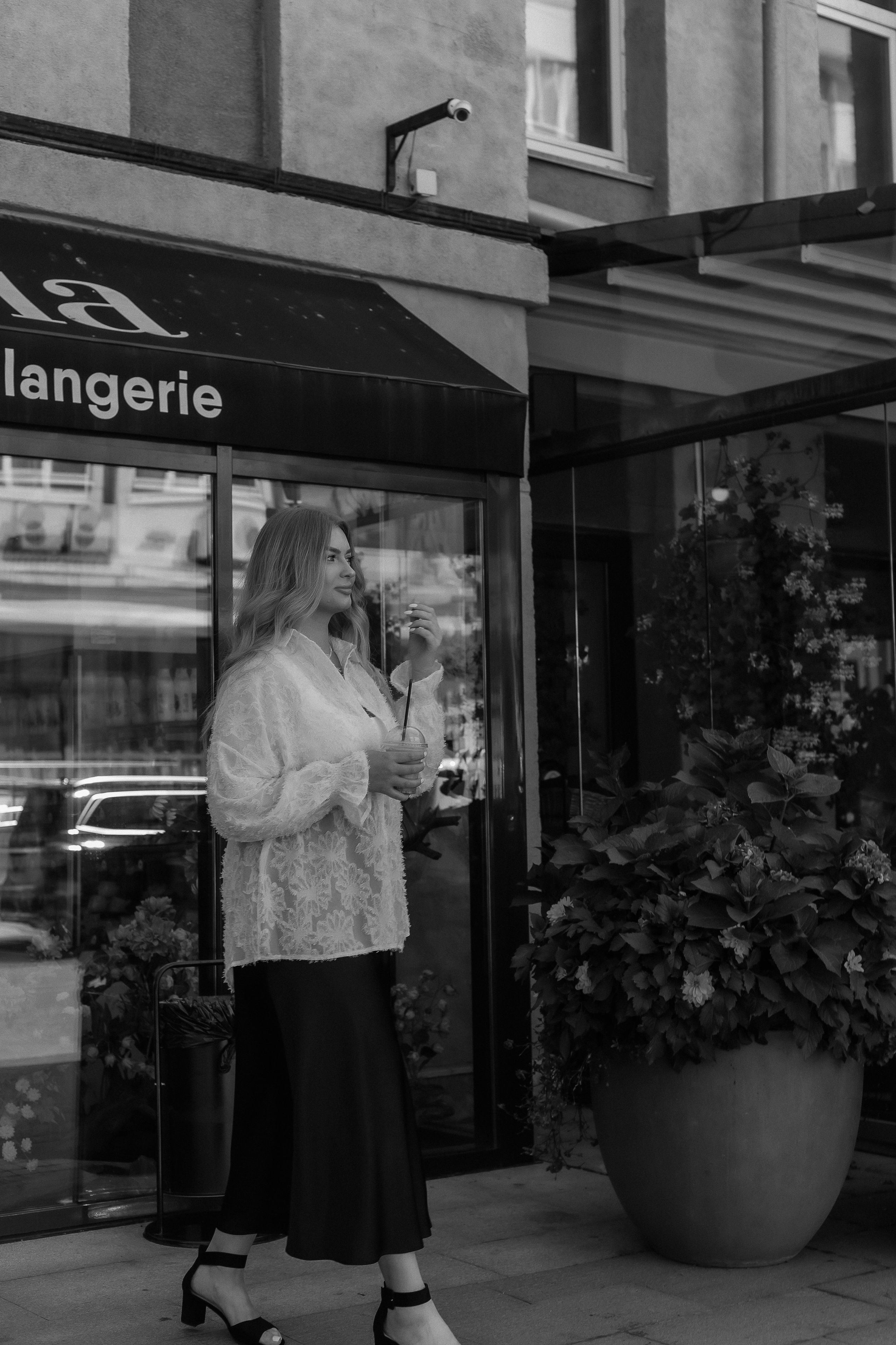 Летняя экспресс-съёмка в Екатеринбурге 1500р, больше 10 локаций на выбор.