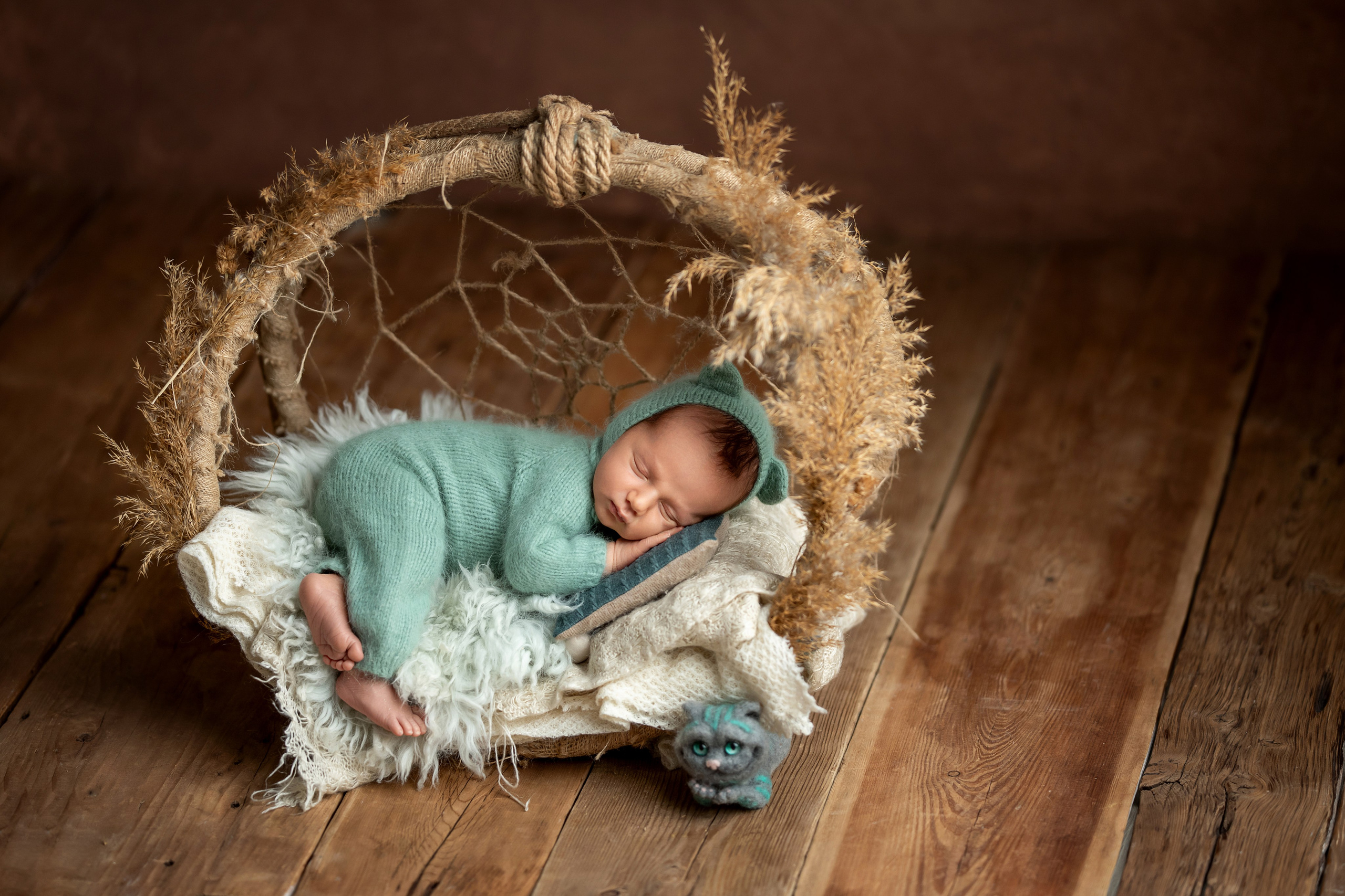 Newborn. Творческая команда Ульяшевы, свадебная и семейная фотография. Кахахста